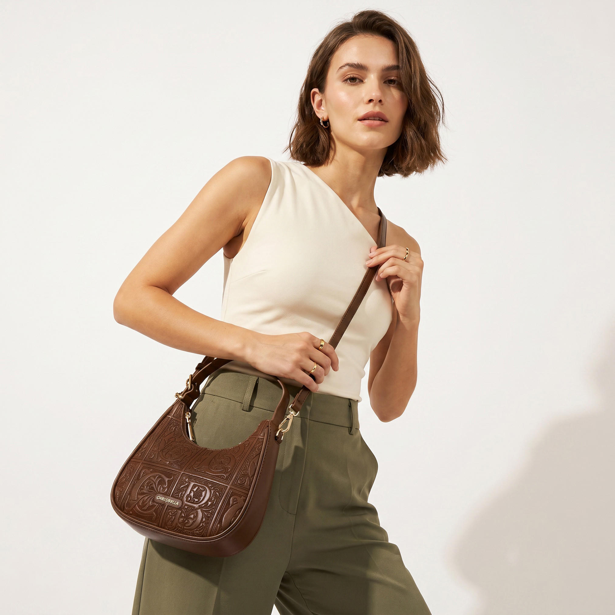 شنطة هوبو مطرزة بسحاب إغلاق من كريسبيلا-women-bagsandwallets-handbags-image-2