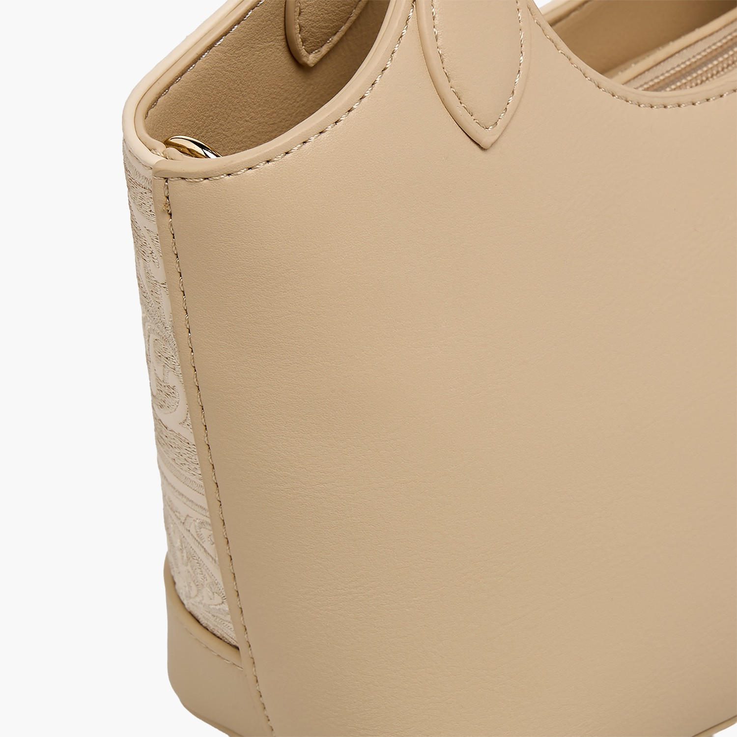 شنطة كتف مطرزة بسحاب إغلاق من كريسبيلا-women-bagsandwallets-handbags-image-7