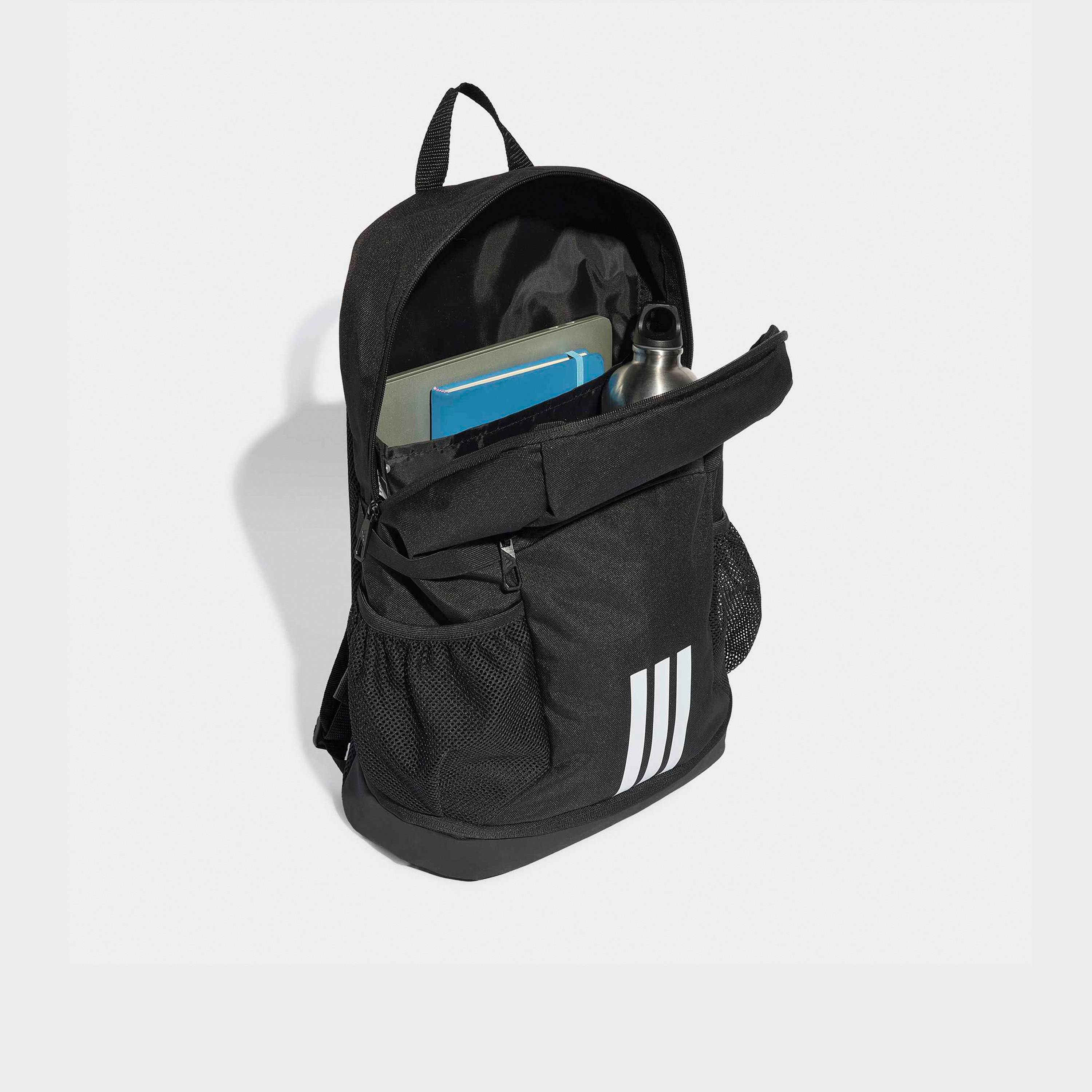 شنطة ظهر بطبعات شعار للأولاد من 8 إلى 13 سنة بحمالات كتف مبطنة من أديداس - 17 لتر-boys-accessories-bagsandbackpacks-image-3