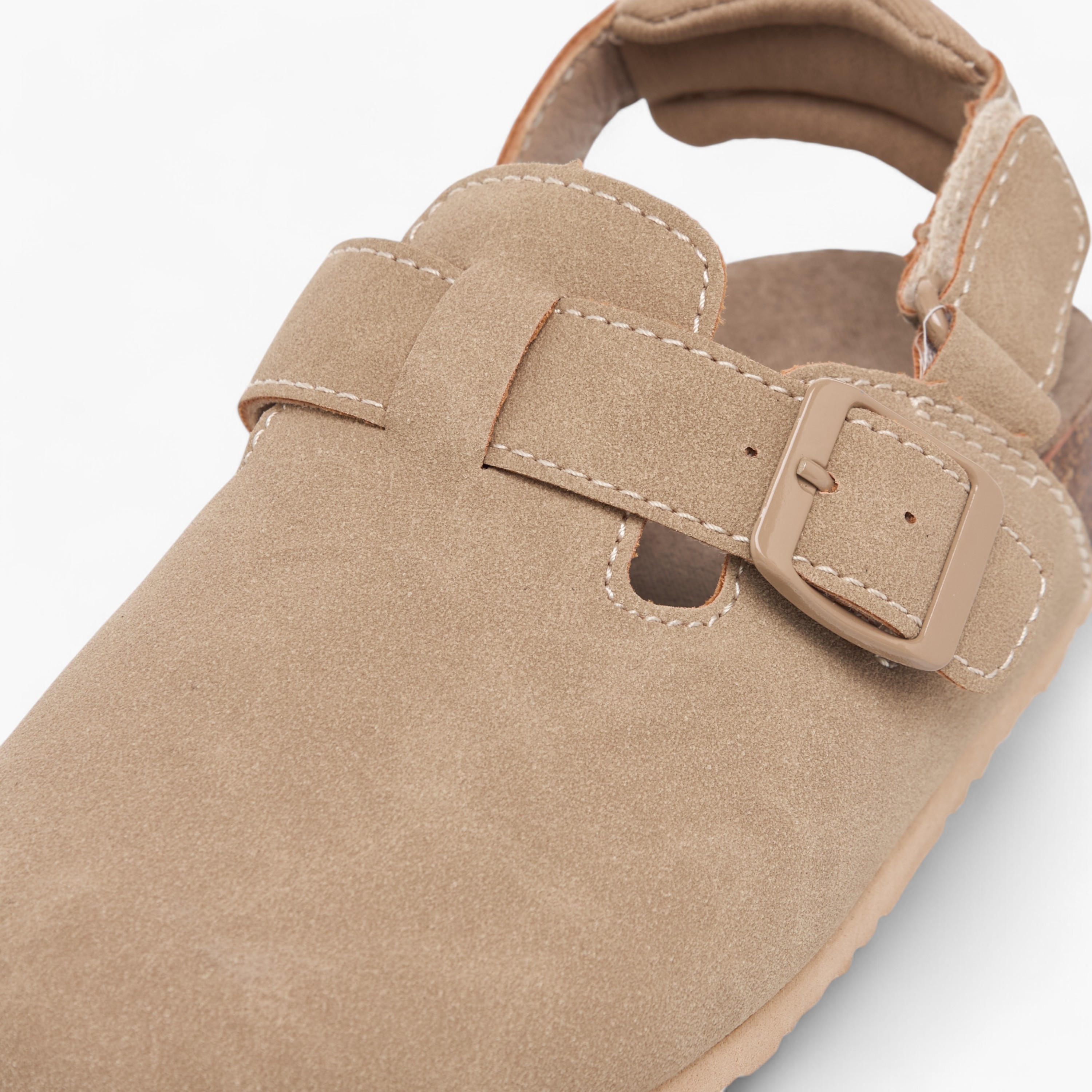 Juniors Solid Sandals with Hook and Loop Closure-boys-shoes-sandals-image-4