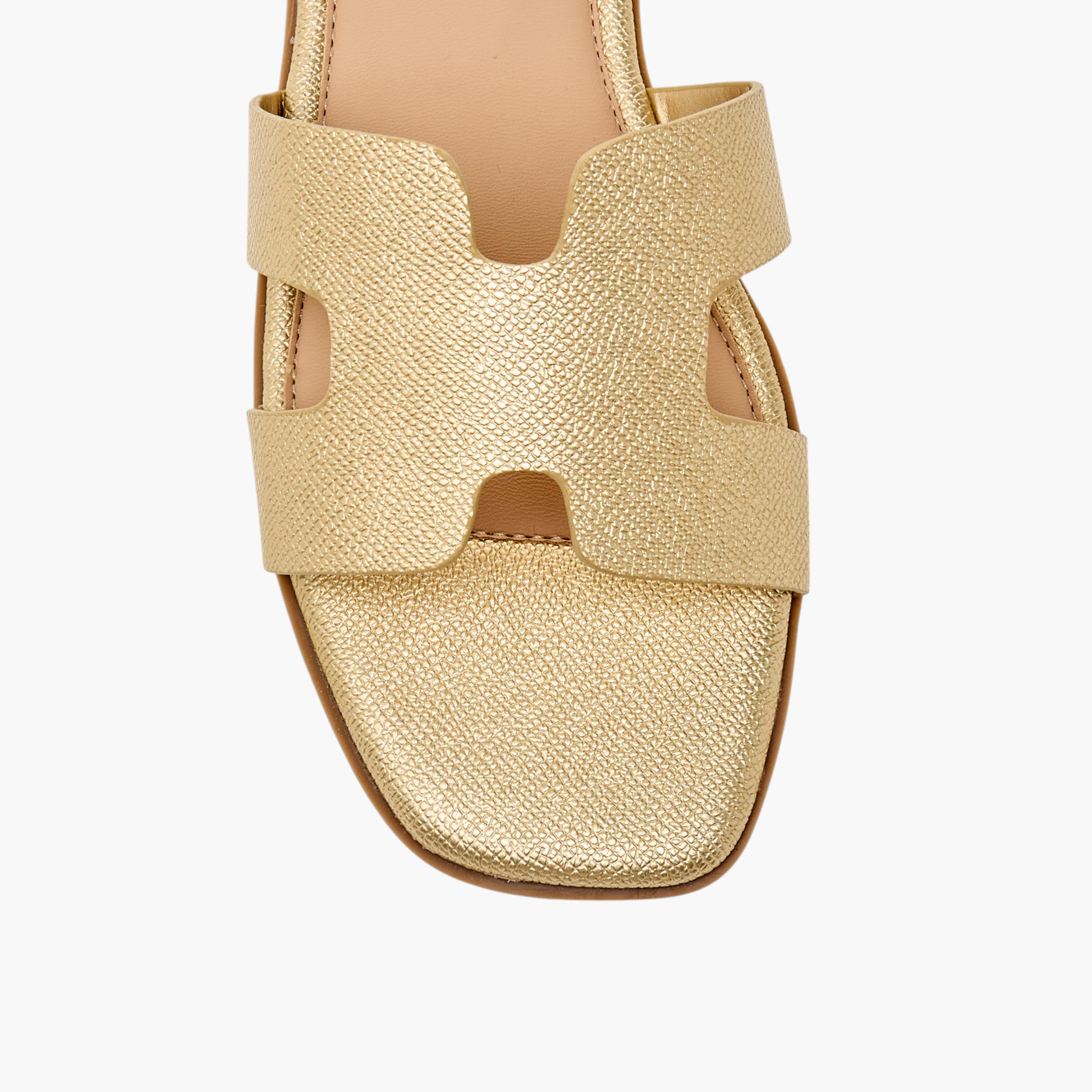 صندل سهل الارتداء بارز الملمس من فلورا بيلا-women-shoes-flats-sandals-image-4