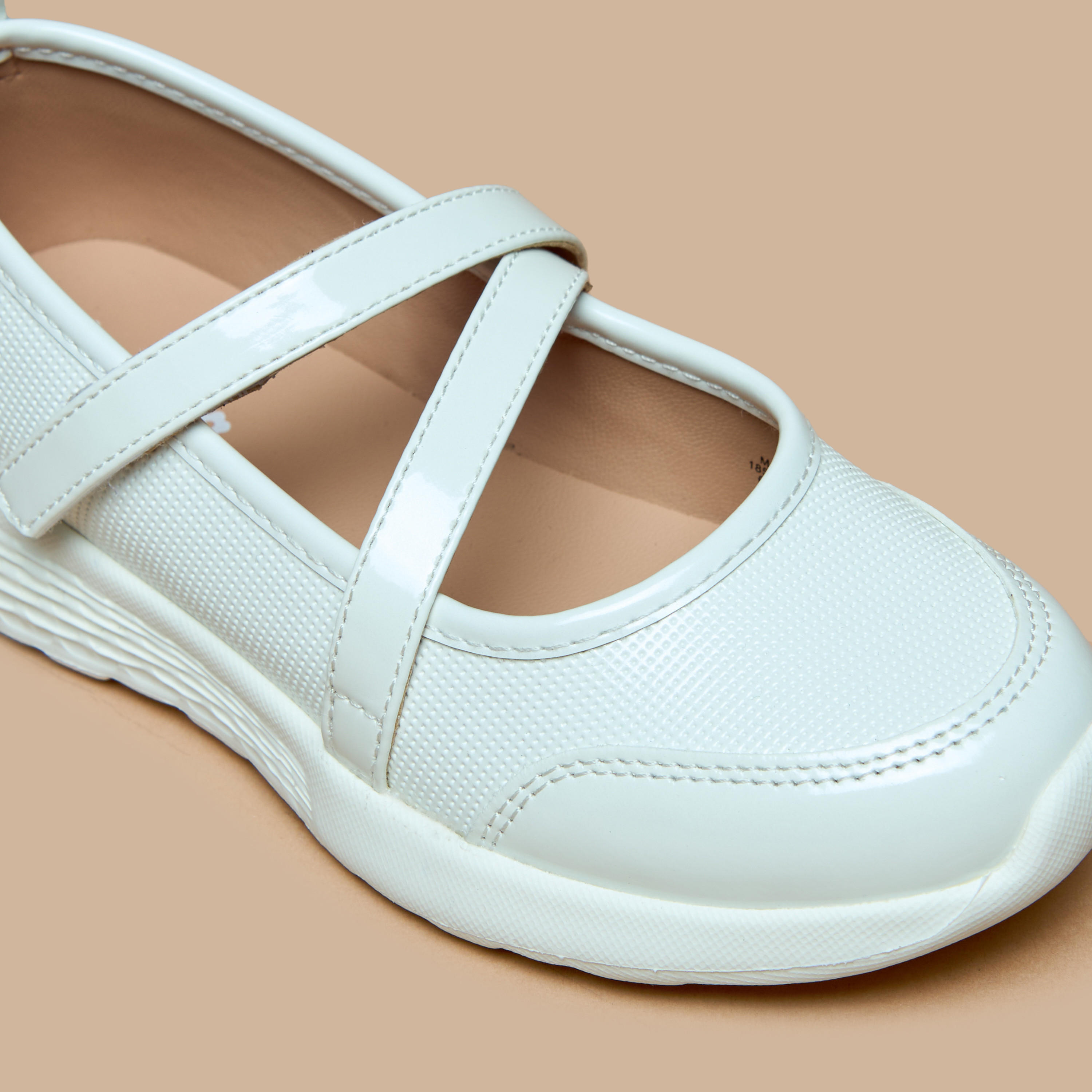 Little Missy Panelled Mary Jane Shoes with Hook and Loop Closure-girls-shoes-schoolshoes-image-5
