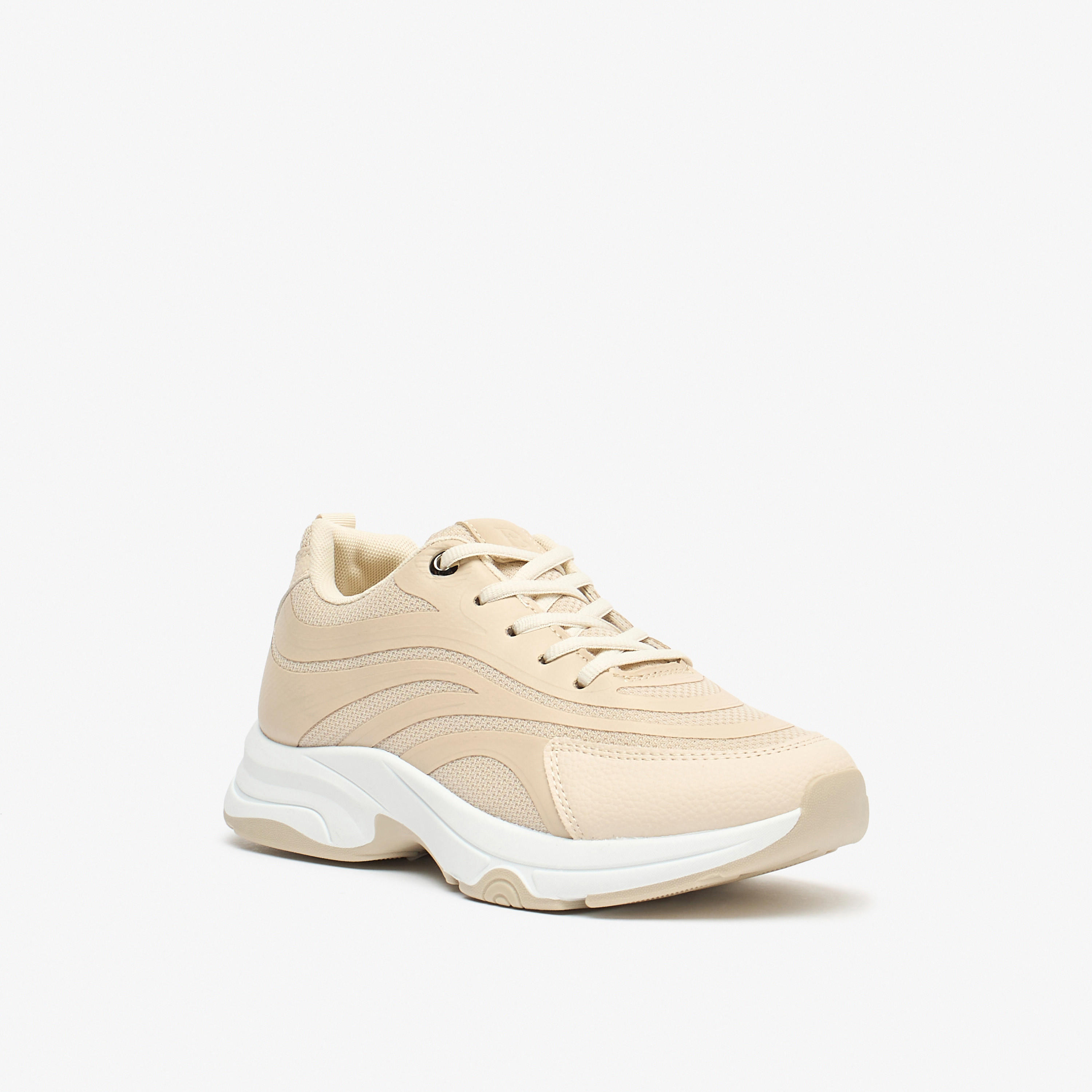 حذاء سنيكرز بارز الملمس برباط إغلاق وكاحل منخفض من فلورا بيلا-women-shoes-sneakers-image-6
