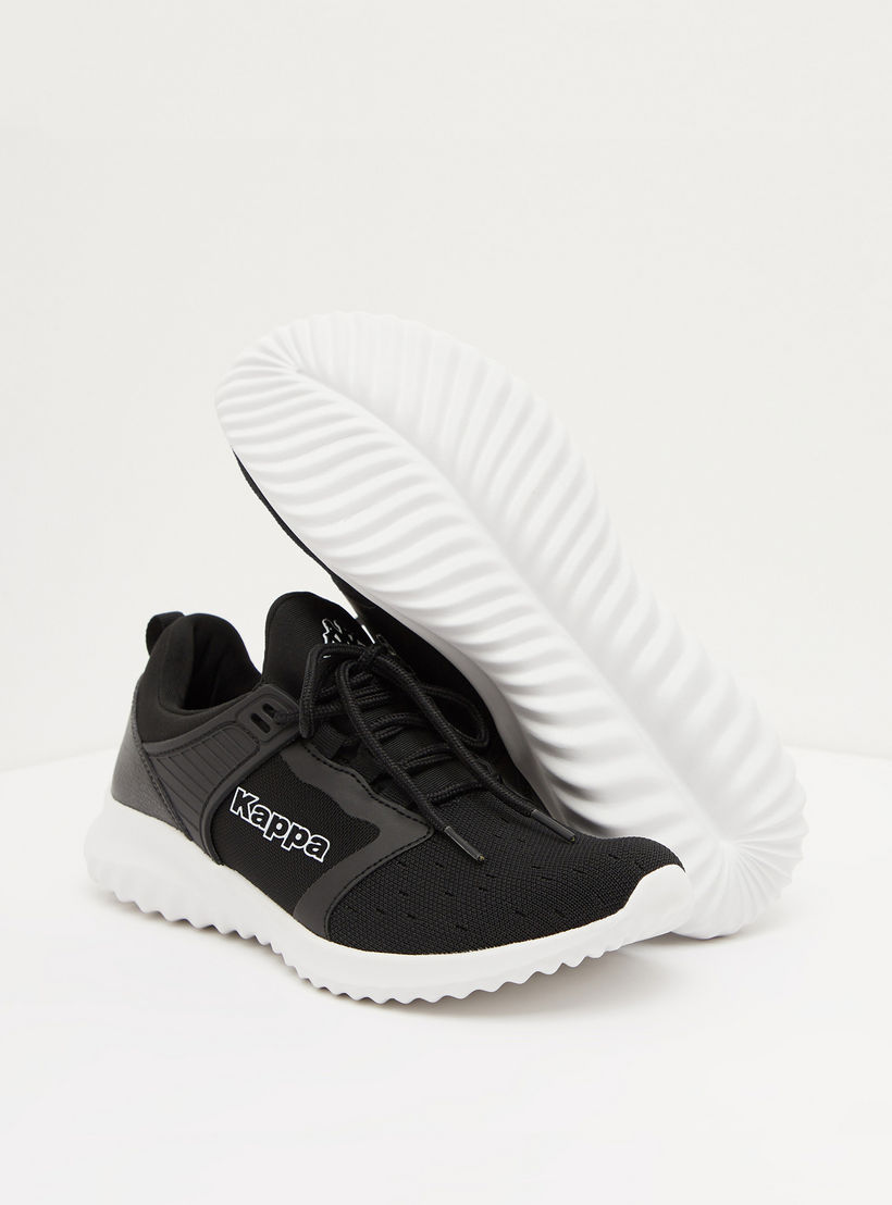 حذاء رياضي مبطّن برباط إغلاق للنساء من كابا-women-shoes-sneakers-image-3