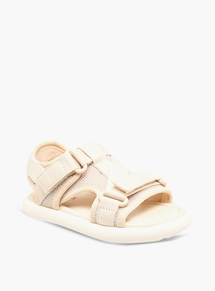 صندل مسطح بارز الملمس بشريط إغلاق لاصق من جونيورز-boys-shoes-sandals-image-2