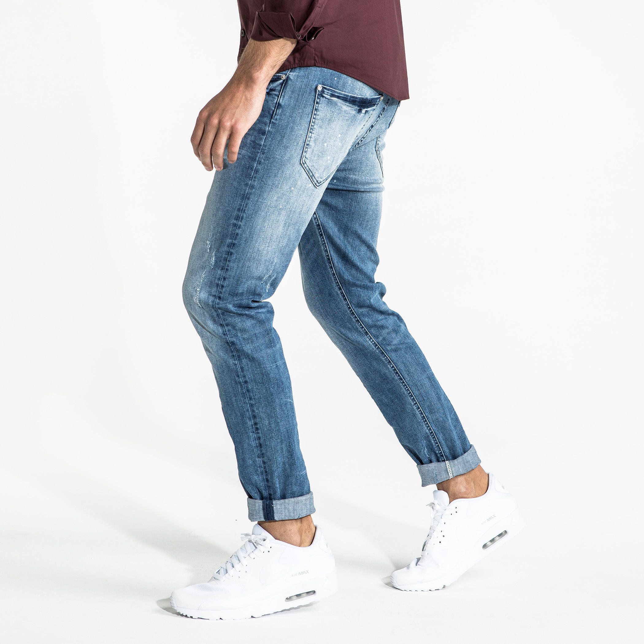 بنطال جينز طويل بتصميم ممزق وجيوب-men-clothing-bottoms-jeans-image-2