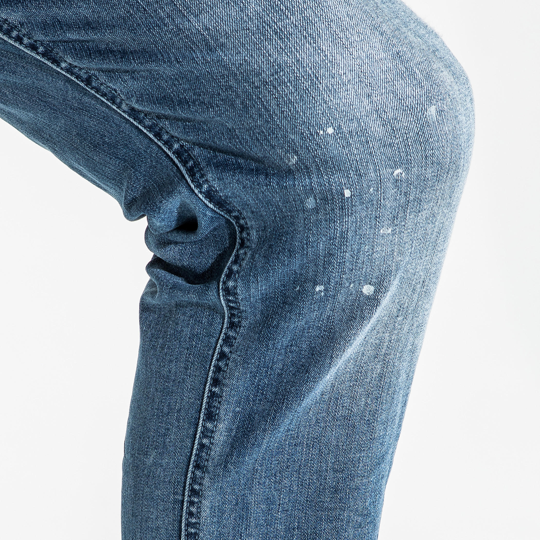 بنطال جينز طويل بتصميم ممزق وجيوب-men-clothing-bottoms-jeans-image-6