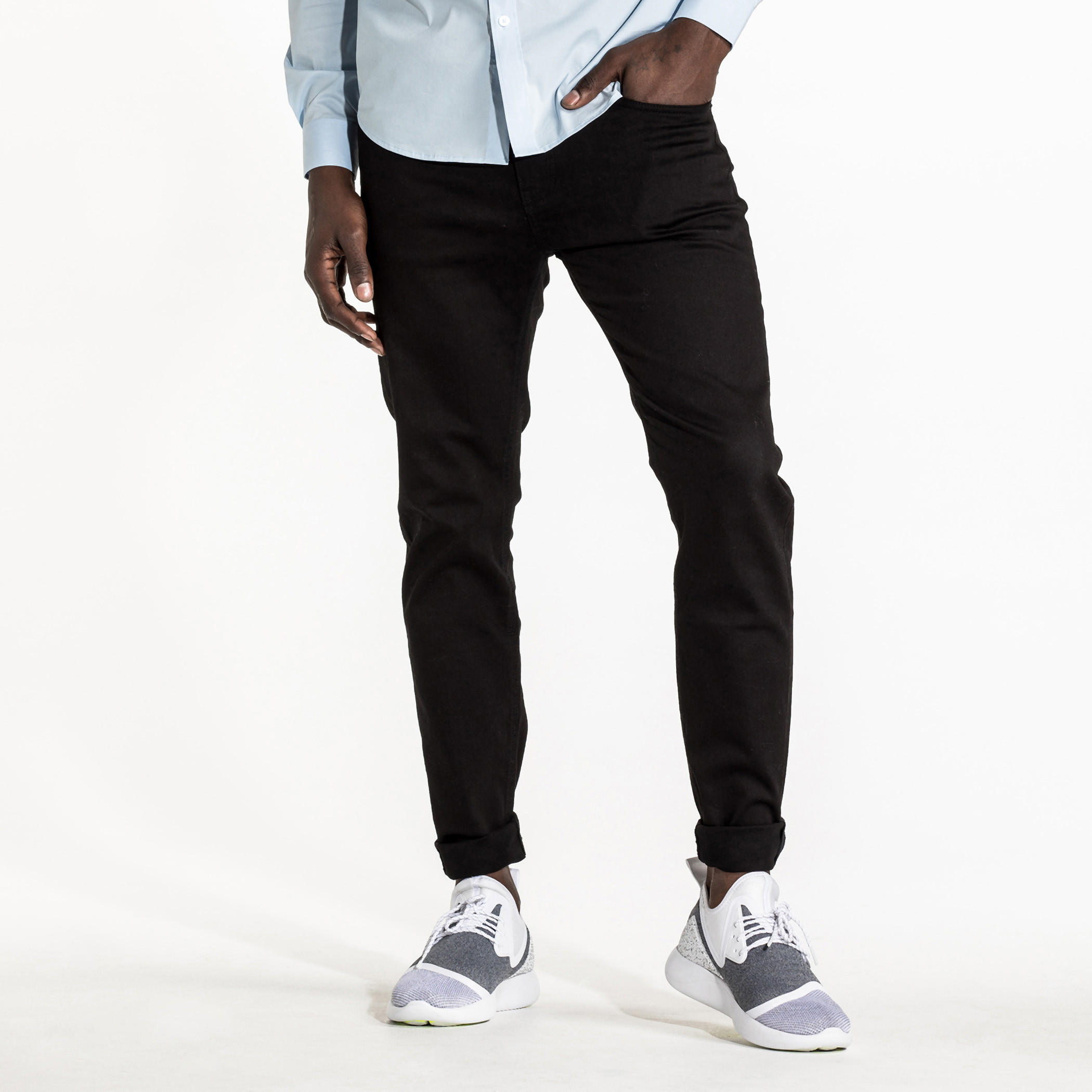 بنطال جينز بخصر متوسط الارتفاع وجيوب وسحّاب إغلاق-men-clothing-bottoms-jeans-image-1