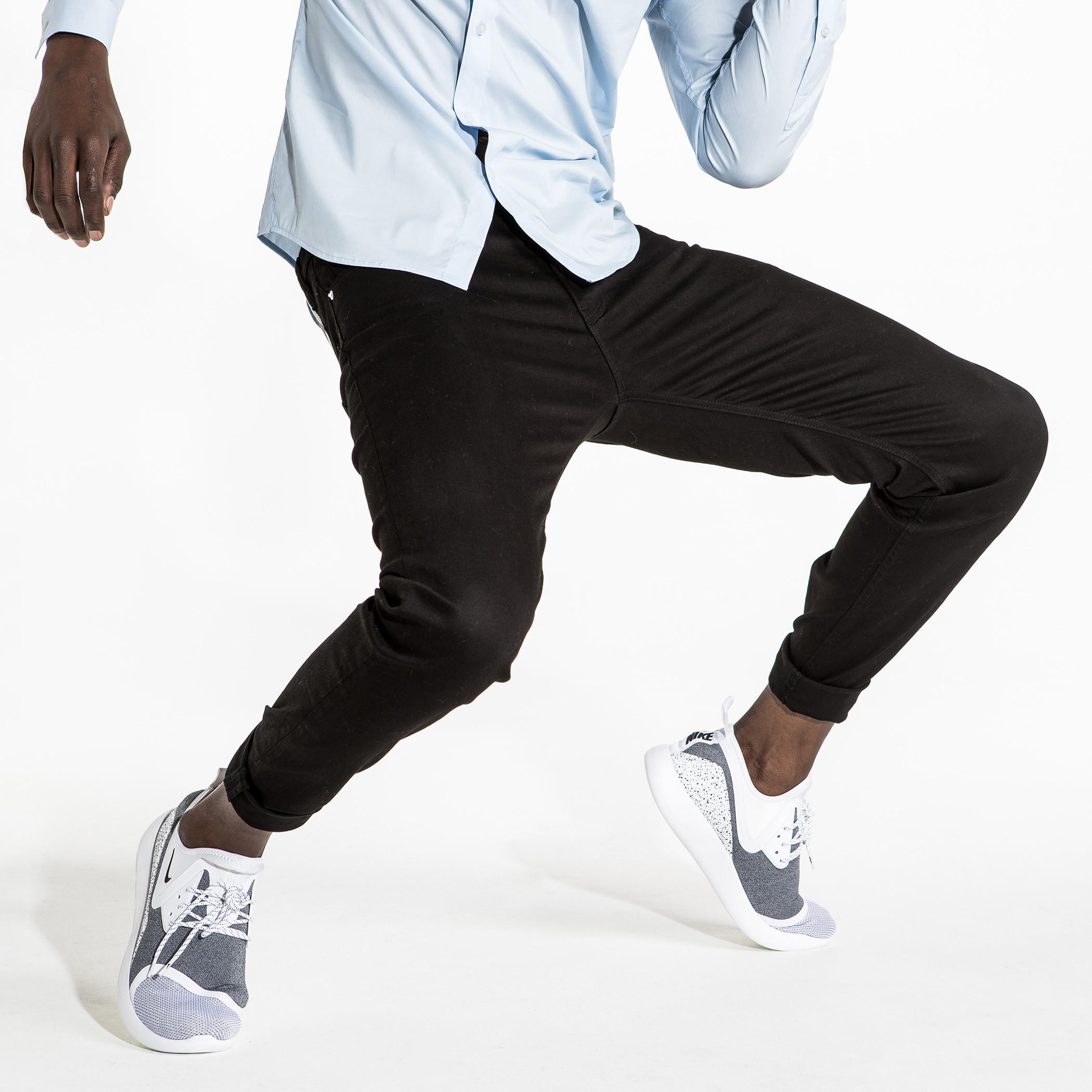 بنطال جينز بخصر متوسط الارتفاع وجيوب وسحّاب إغلاق-men-clothing-bottoms-jeans-image-5