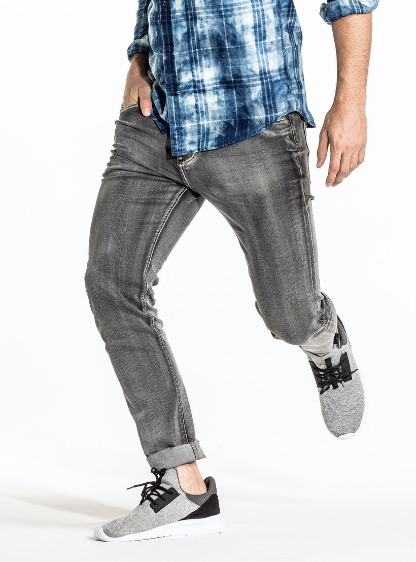 بنطال جينز طويل بزر إغلاق وجيوب-men-clothing-bottoms-jeans-image-3