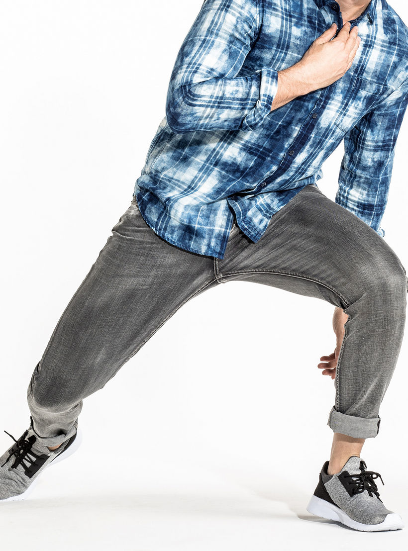 بنطال جينز طويل بزر إغلاق وجيوب-men-clothing-bottoms-jeans-image-5