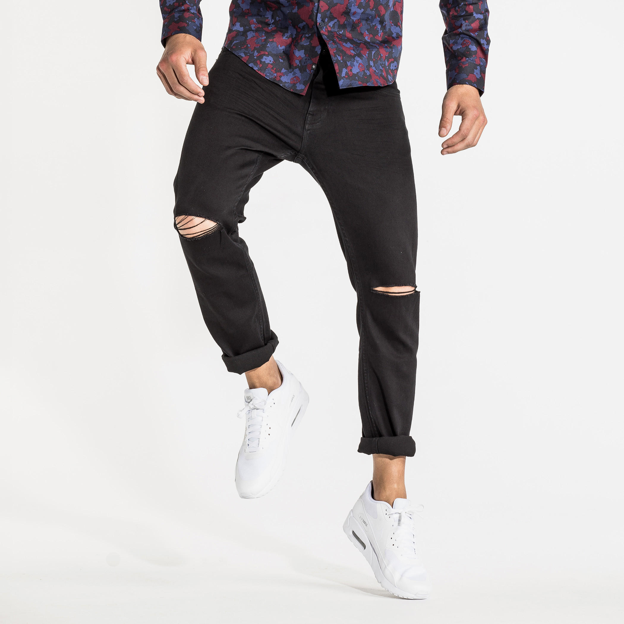 بِنطال جينز طويل بتصميم ممزق وجيوب-men-clothing-bottoms-jeans-image-4