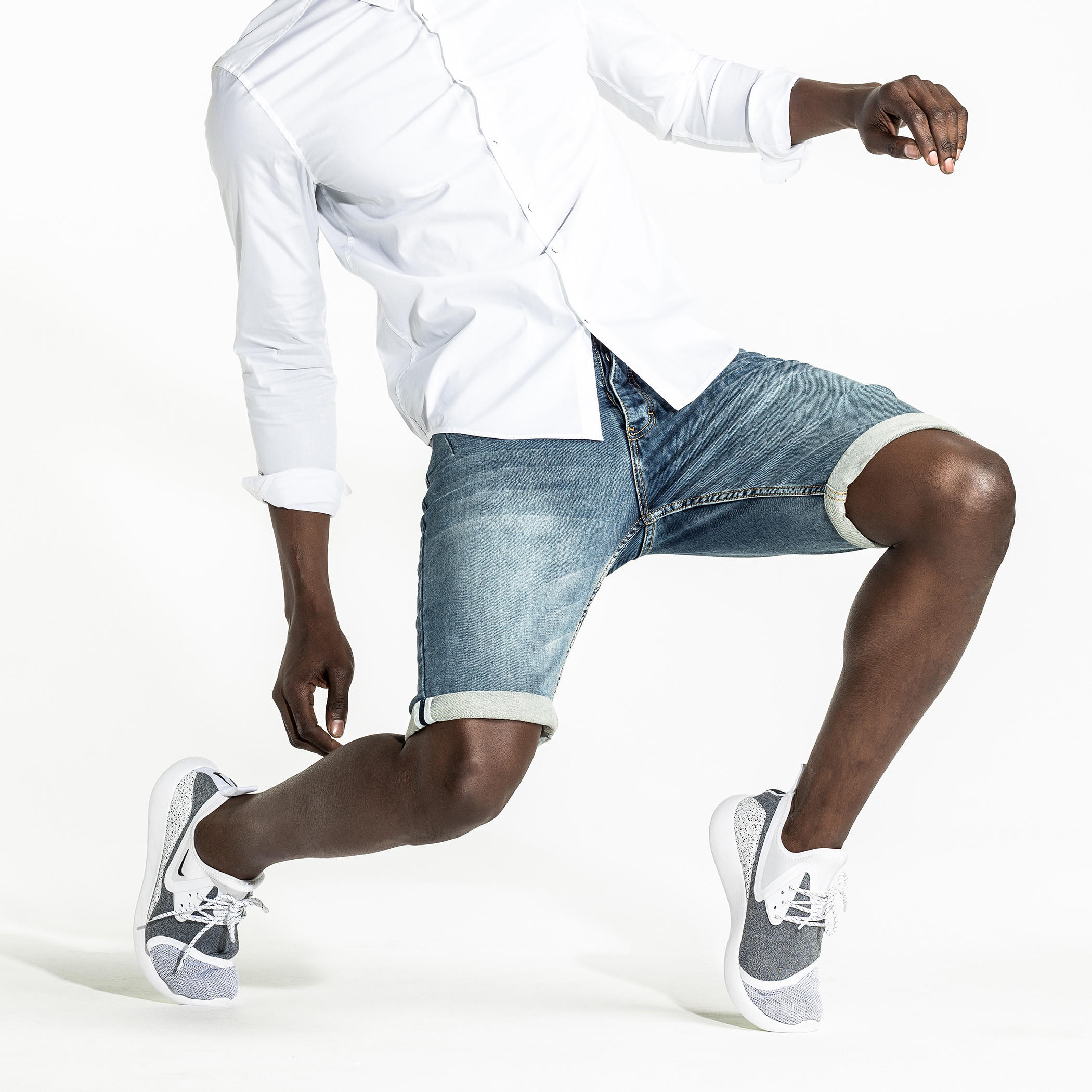 شورت من الدينم بزر إغلاق وجيوب-men-clothing-bottoms-shorts-image-4