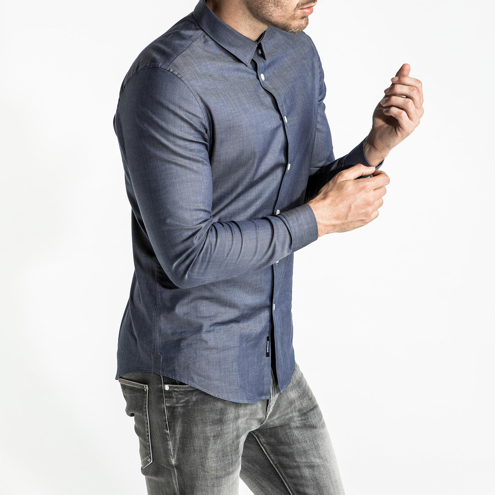 قميص بأكمام طويلة وأزرار-men-clothing-shirts-image-3