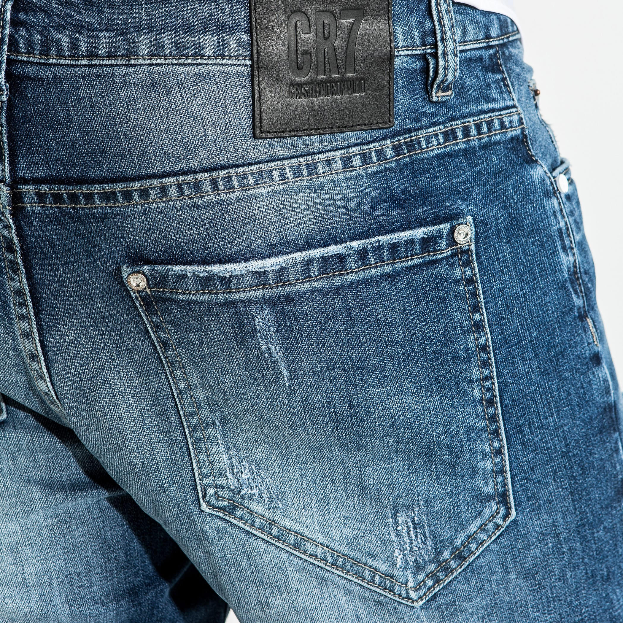 بنطال جينز طويل بتصميم ممزق بجيوب-men-clothing-bottoms-jeans-image-6