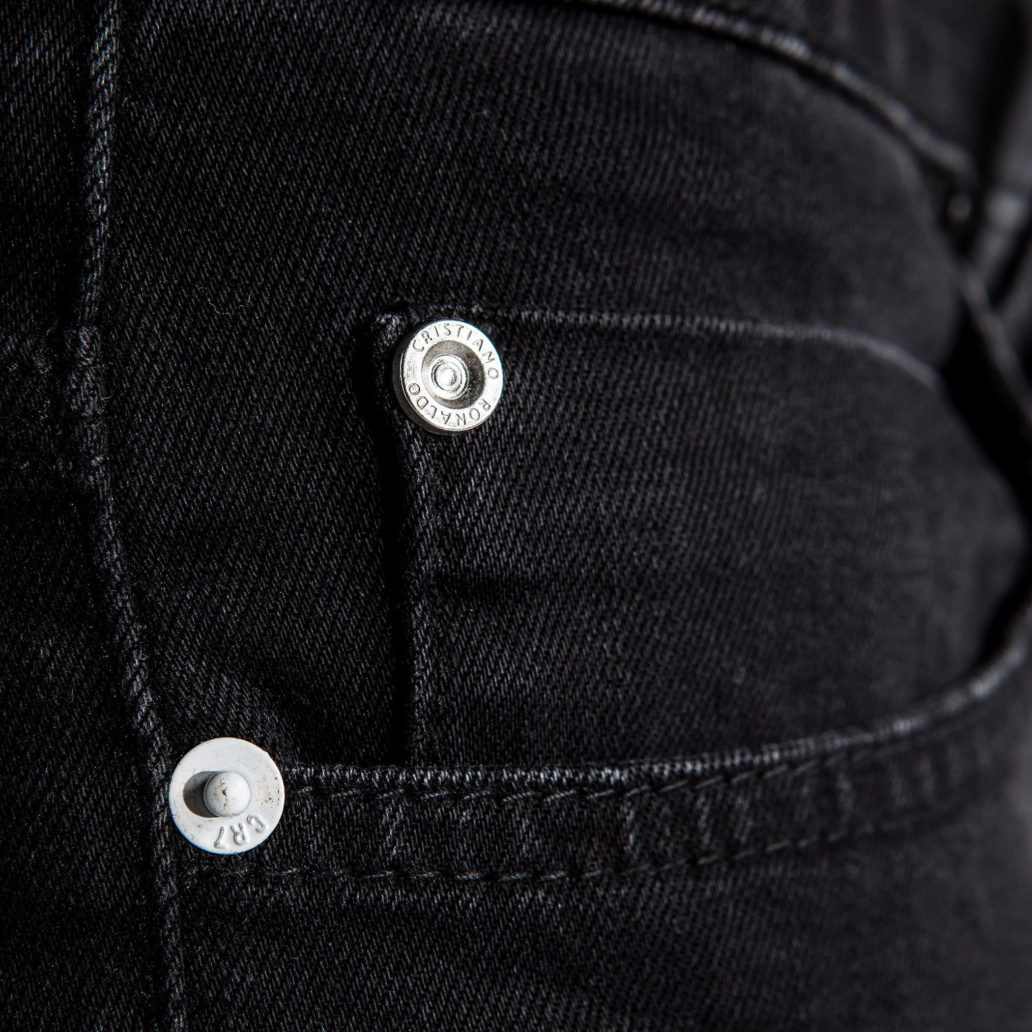 بنطال جينز طويل بتفاصيل جيب-men-clothing-bottoms-jeans-image-7