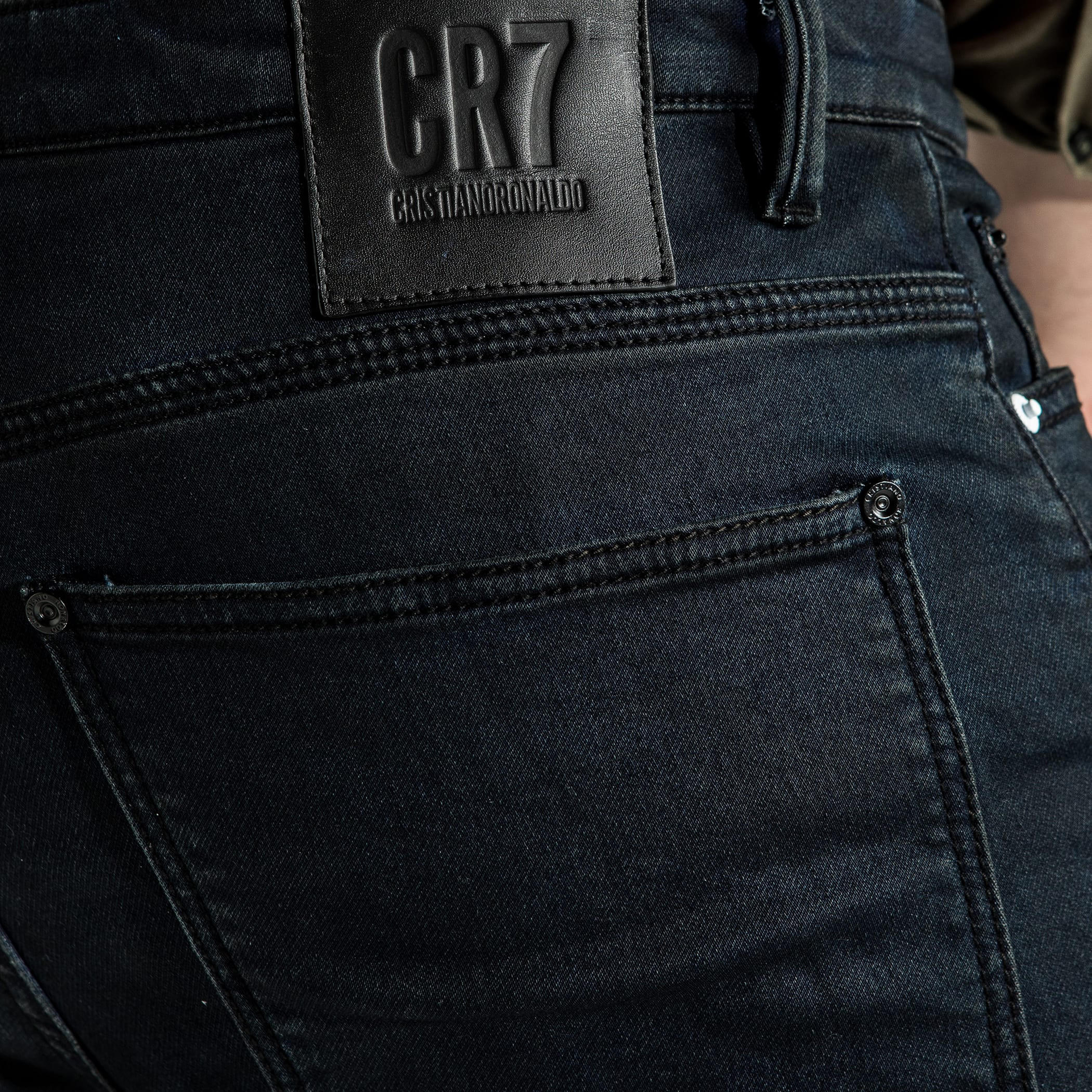 شورت من الدينم بجيوب-men-clothing-bottoms-shorts-image-7