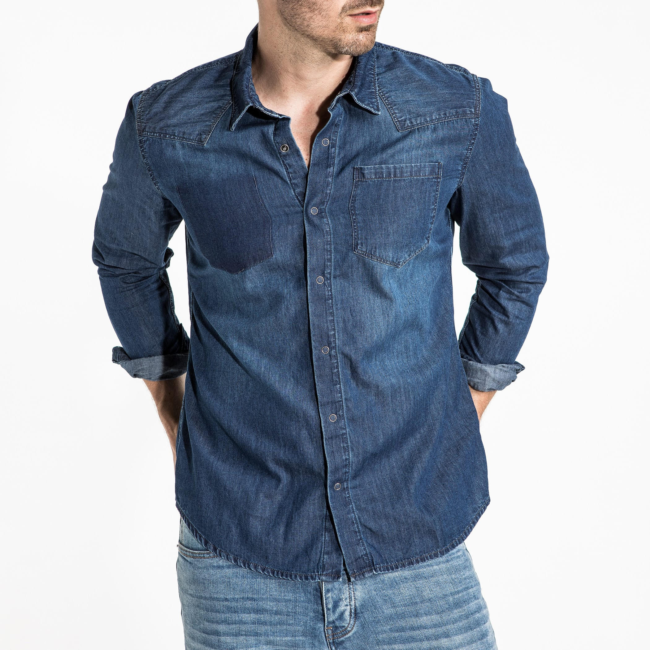 قميص من الدينم بأكمام طويلة وأزرار-men-clothing-shirts-image-1