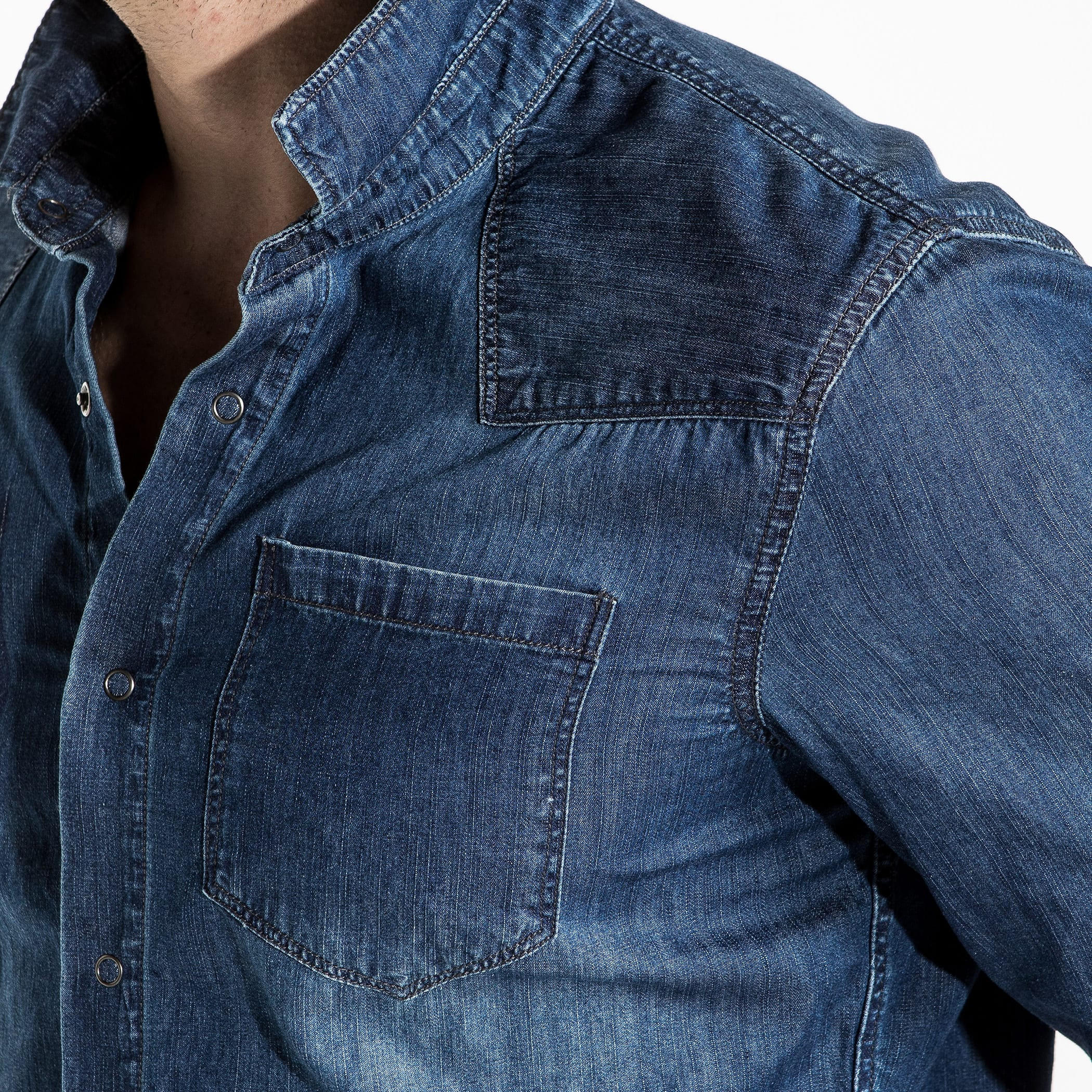 قميص من الدينم بأكمام طويلة وأزرار-men-clothing-shirts-image-6