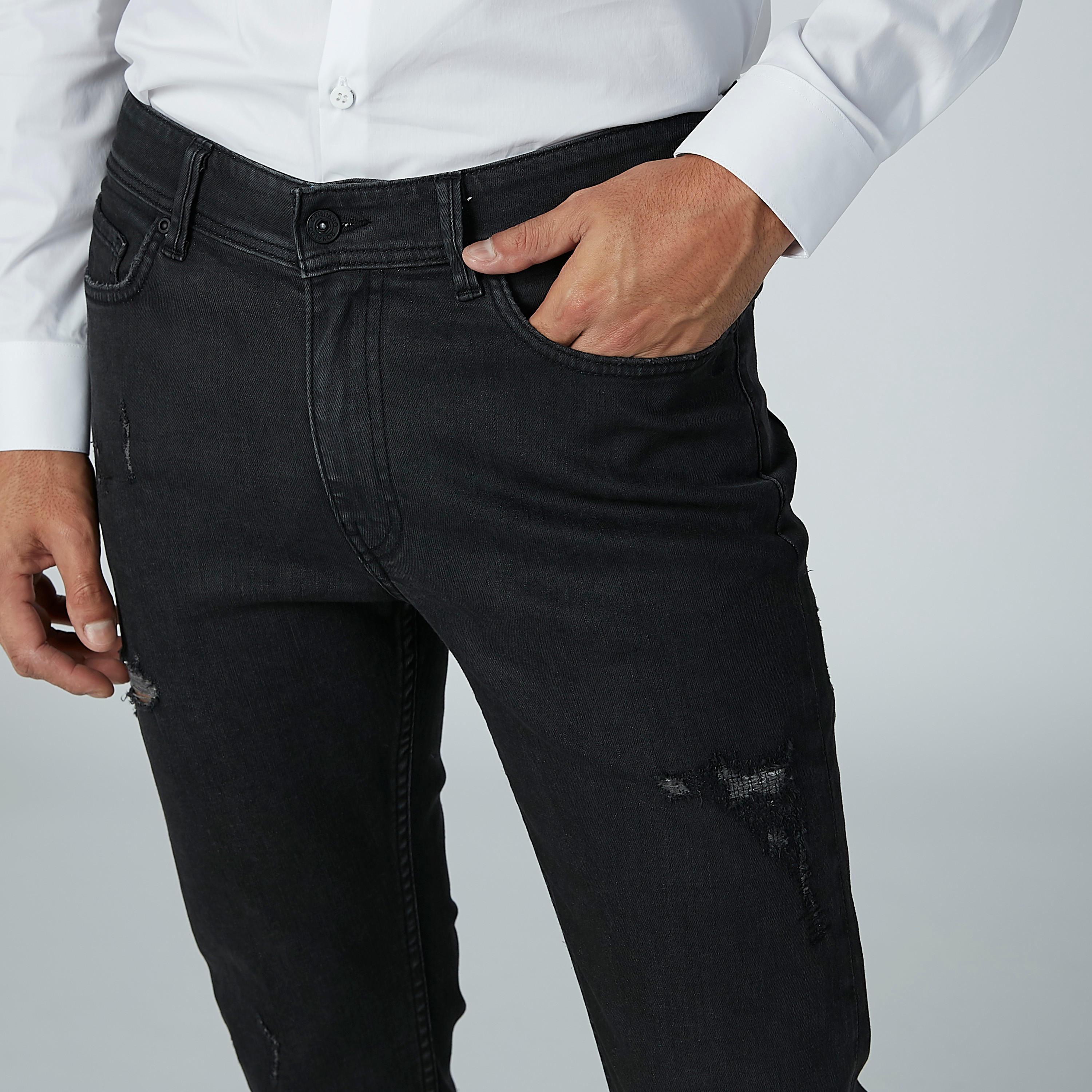بنطال جينز ممزق بجيوب-men-clothing-bottoms-jeans-image-1