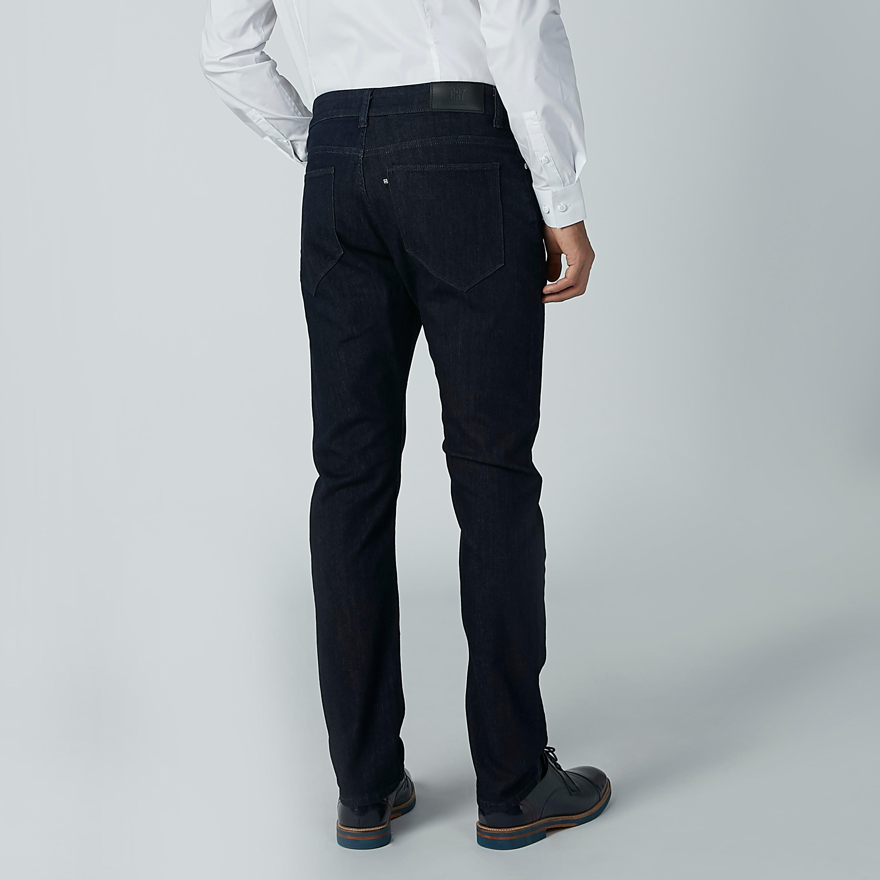 بنطال جينز سادة بجيوب-men-clothing-bottoms-jeans-image-2