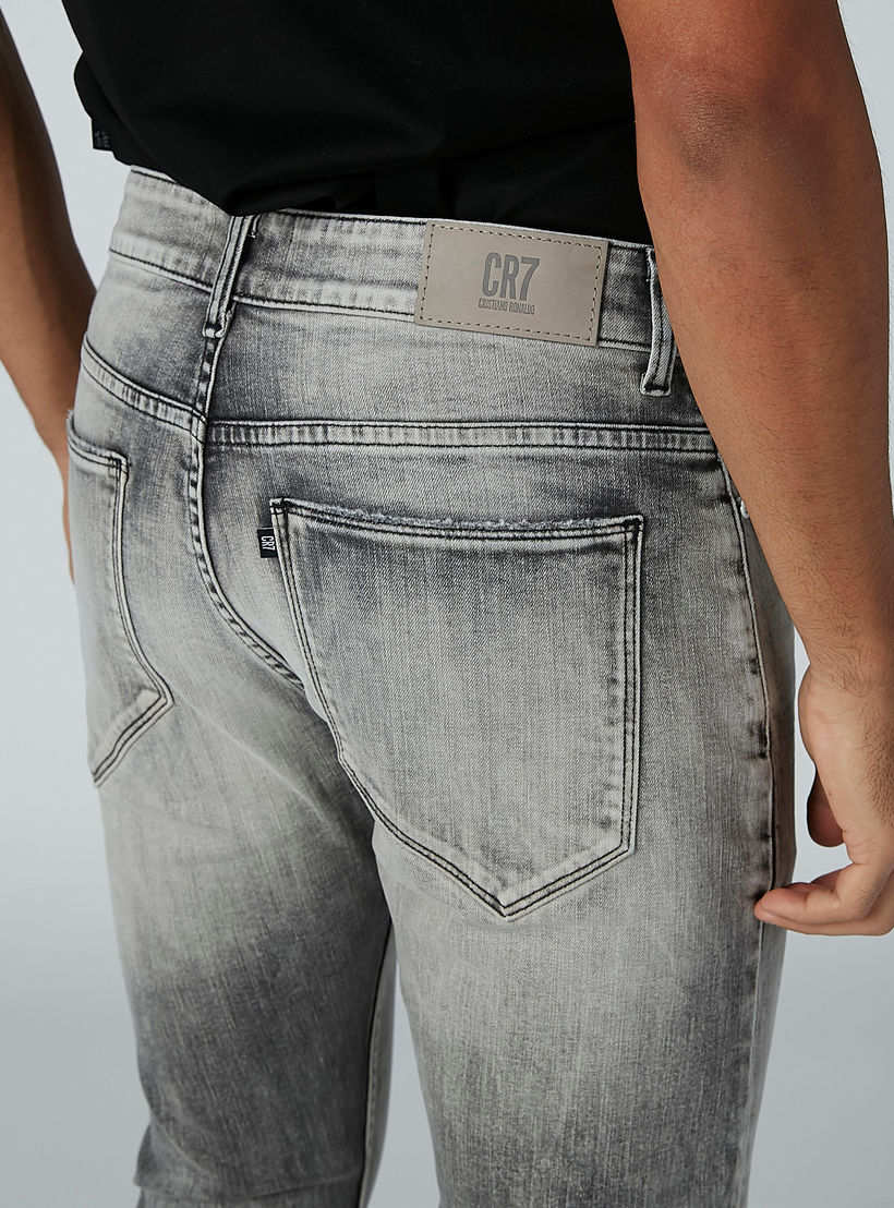 بنطال جينز ممزق بجيوب-men-clothing-bottoms-jeans-image-3