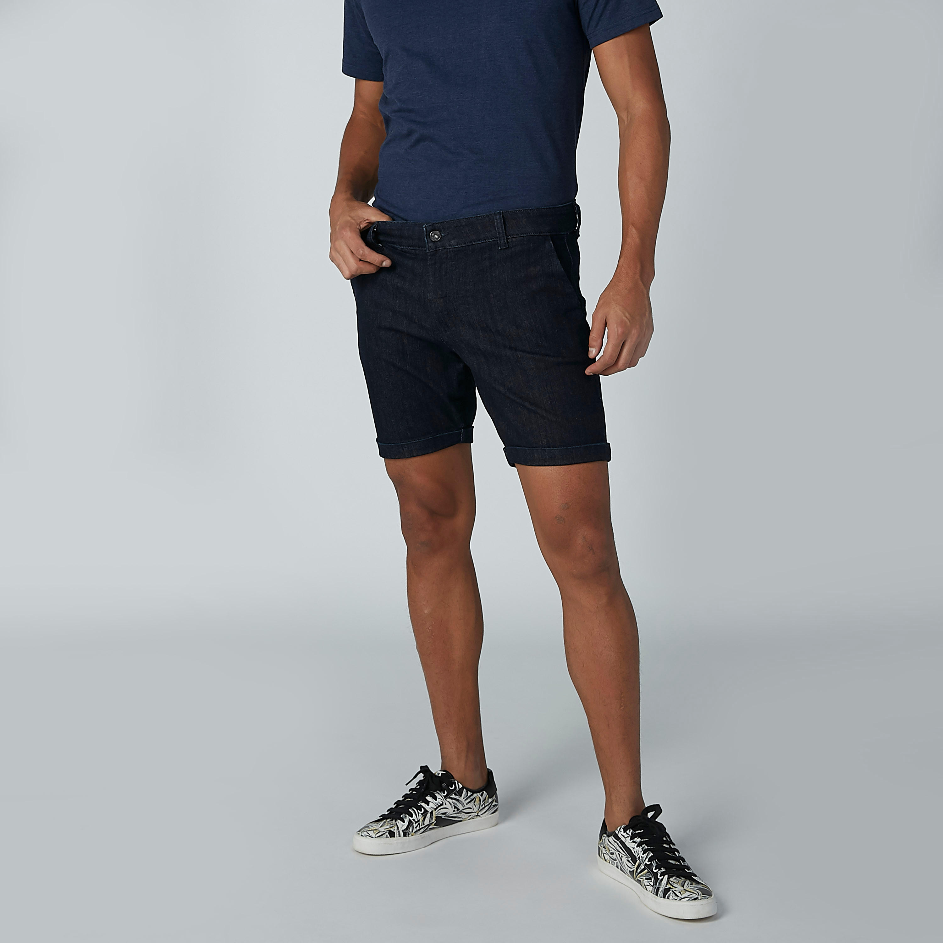شورت دينم بجيوب-men-clothing-bottoms-shorts-image-2