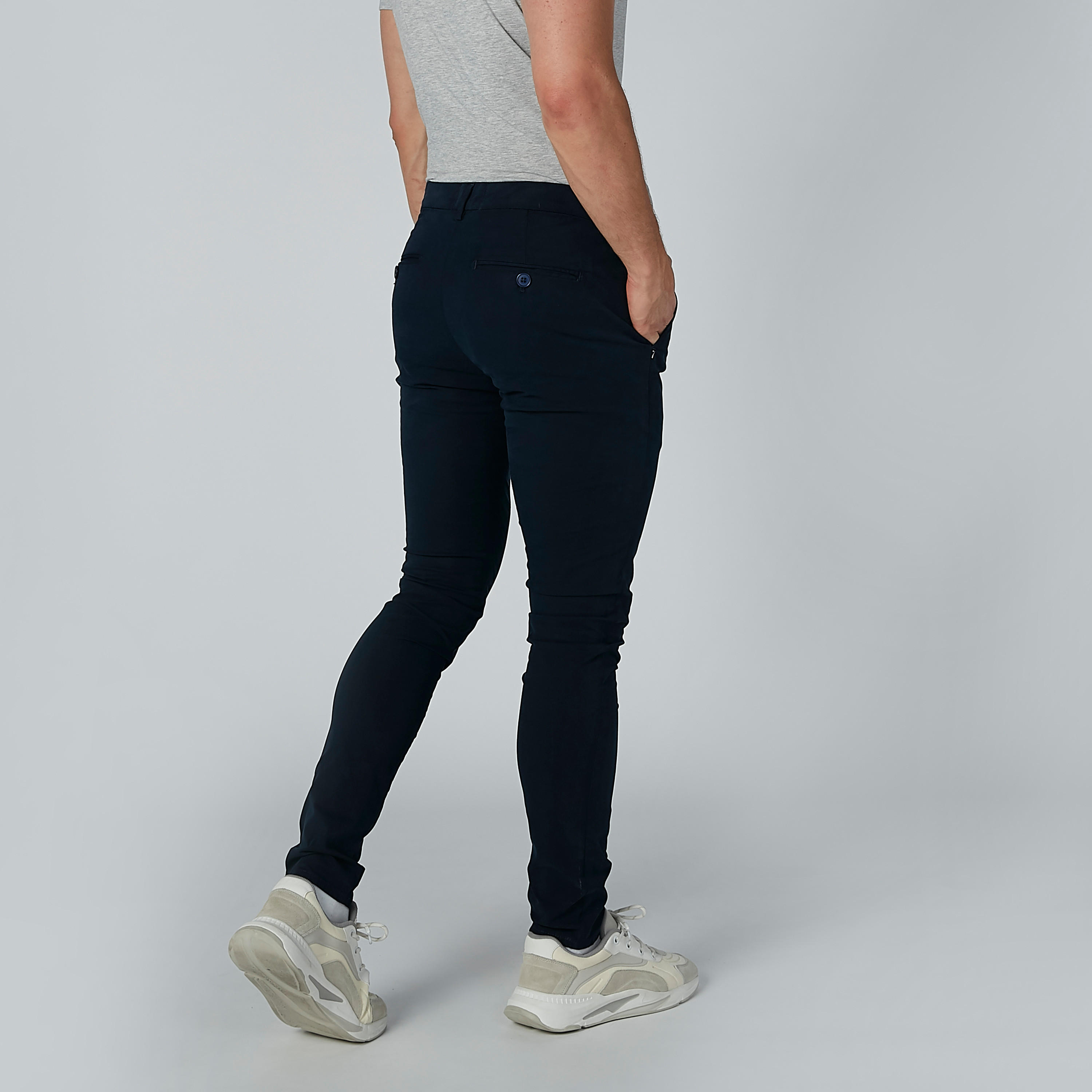 بنطال طويل بجيوب وحلقات للحزام-men-clothing-bottoms-trousersandchinos-trousers-image-4