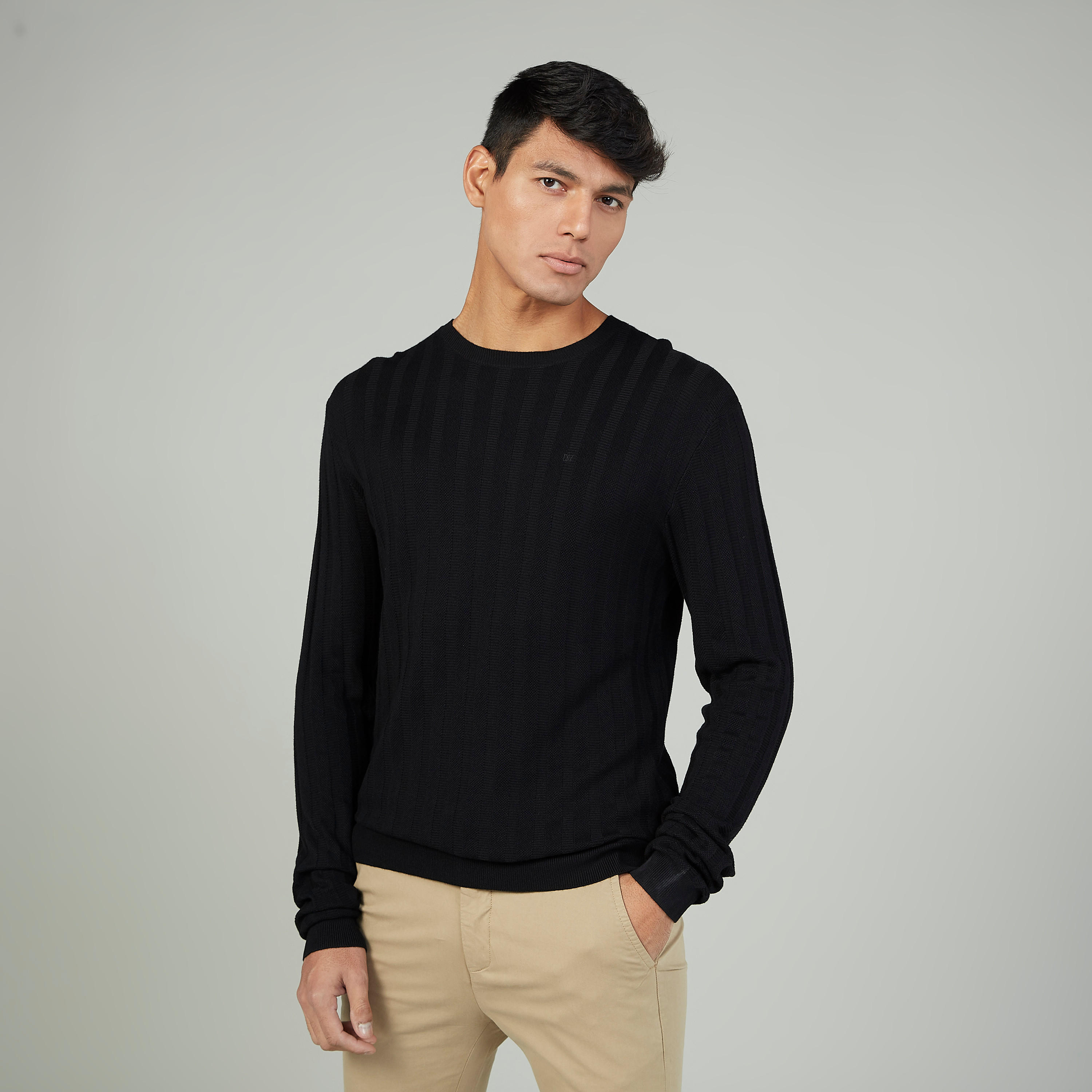 كنزة بارزة الملمس بحواف مضلّعة-men-clothing-sweatersandpullovers-image-1