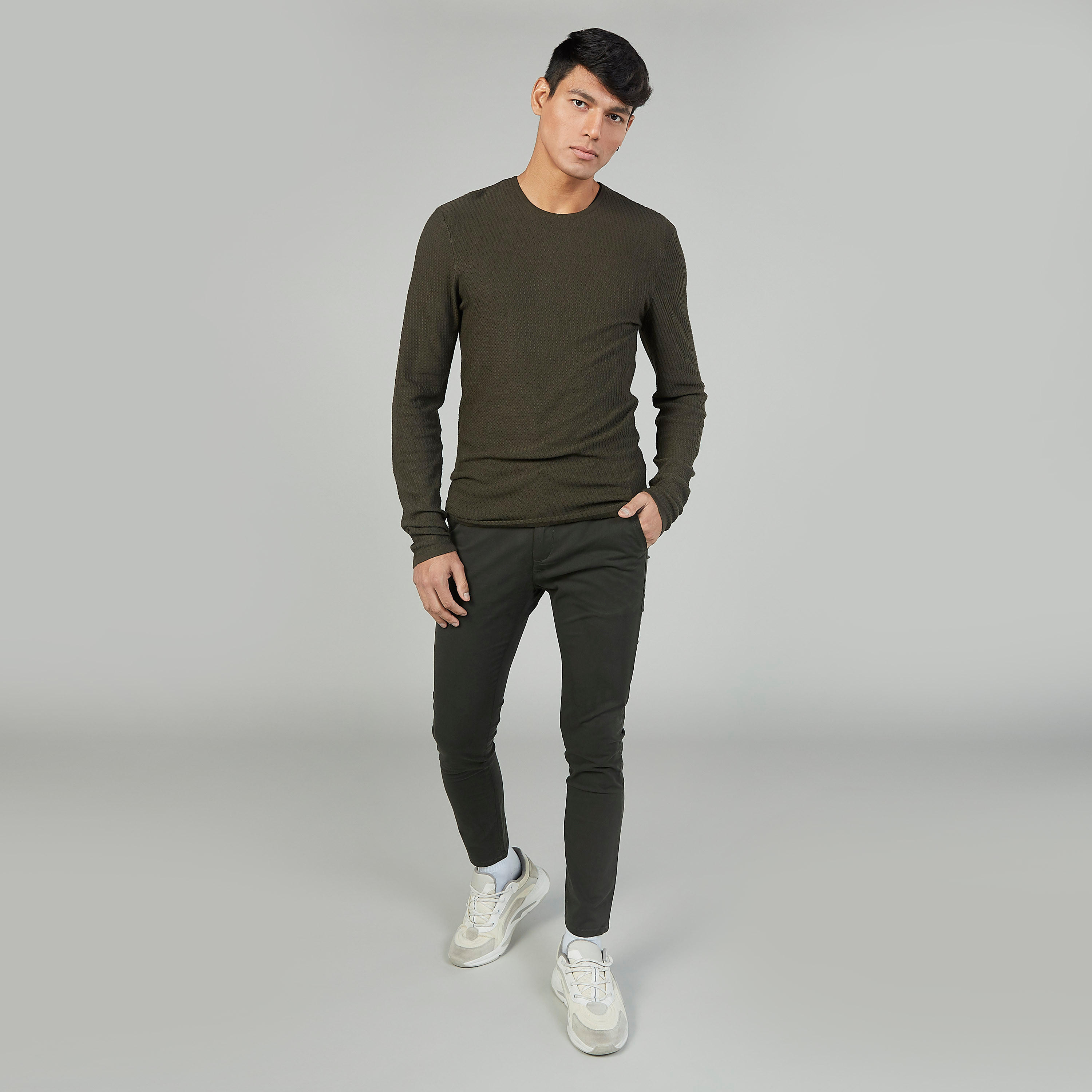 بنطلون شينو سادة بجيوب وعراوي-men-clothing-bottoms-trousersandchinos-trousers-image-2