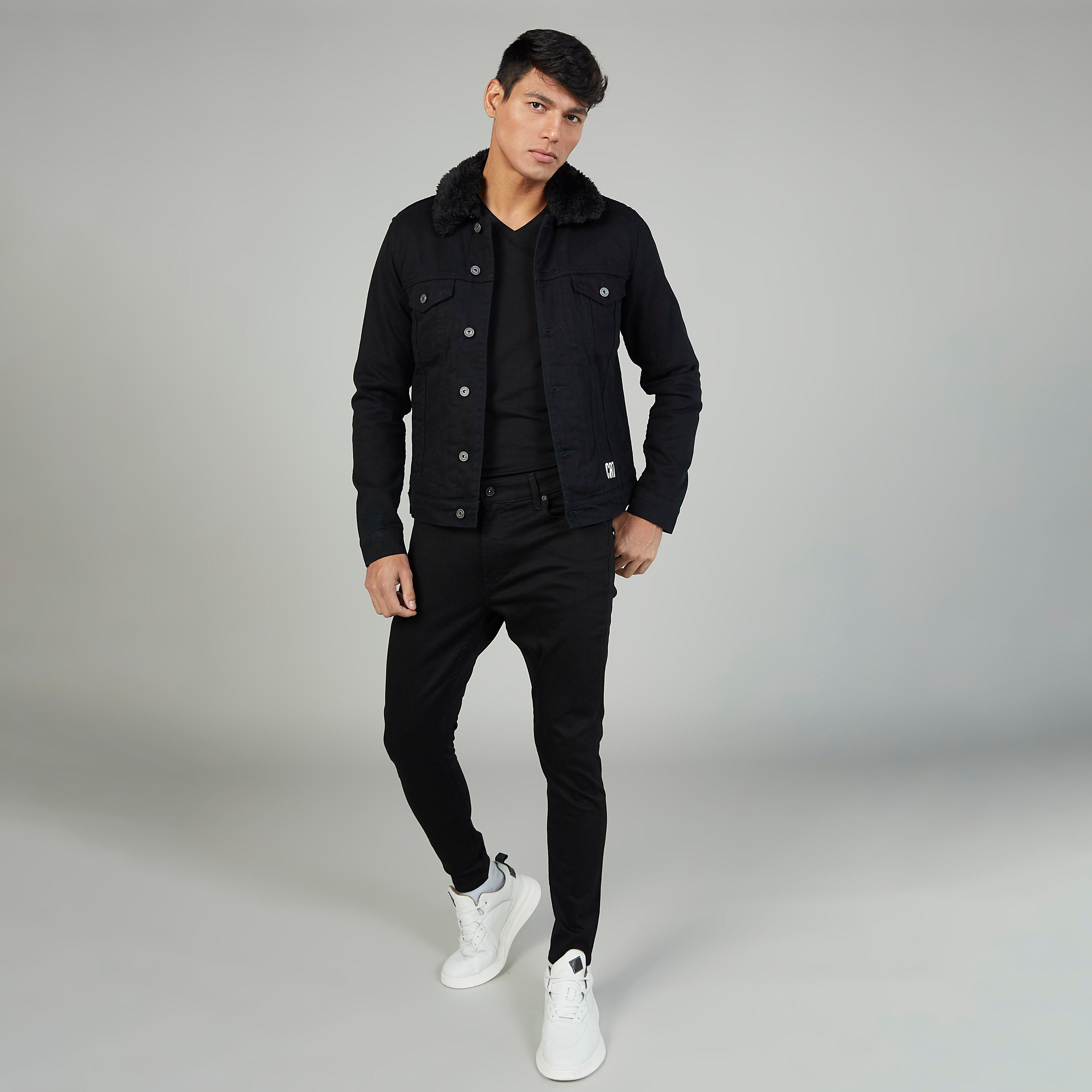 بنطلون جينز سادة بجيوب وحلقات للحزام-men-clothing-bottoms-jeans-image-2