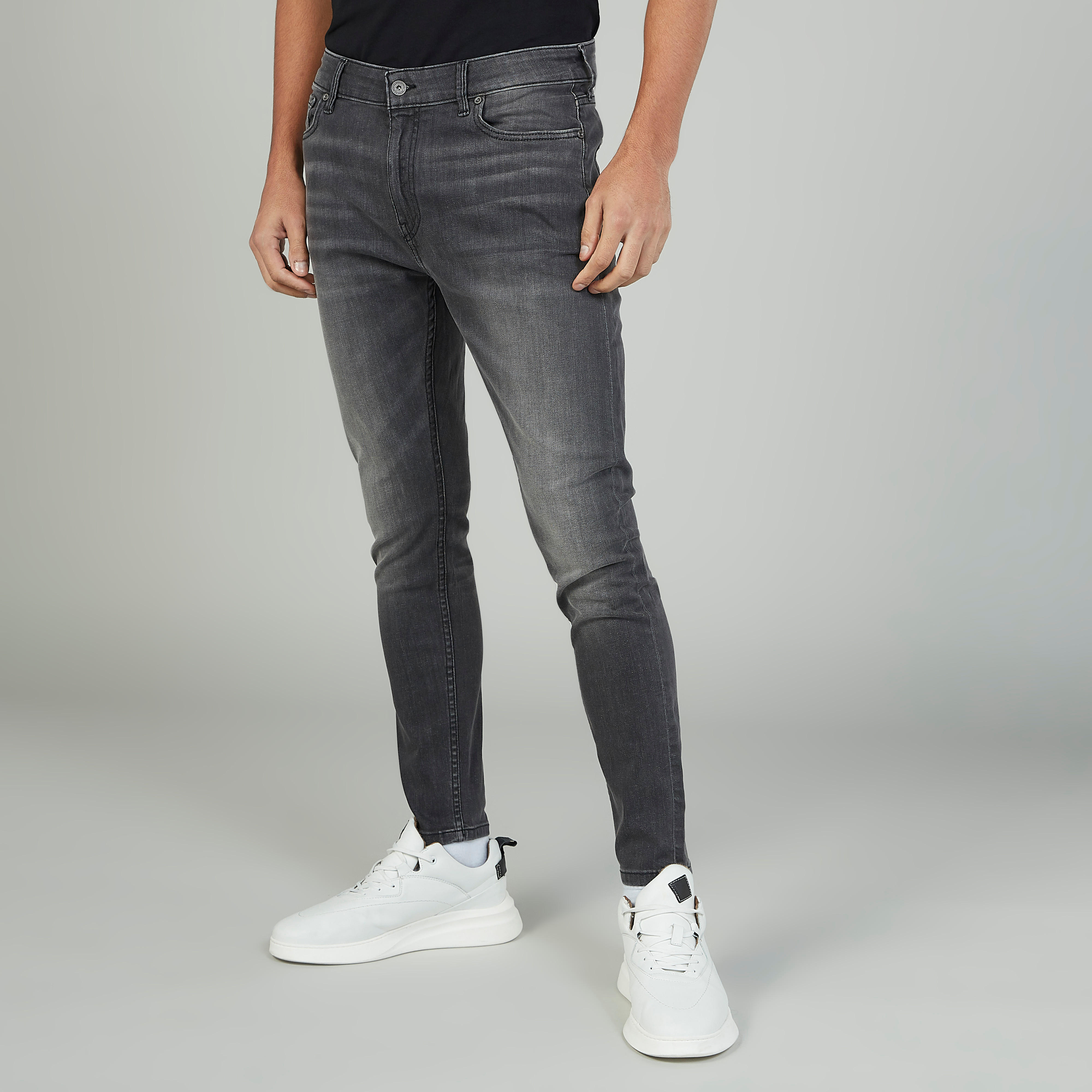 بنطلون جينز طويل بارز الملمس بجيوب وحلقات للحزام-men-clothing-bottoms-jeans-image-1