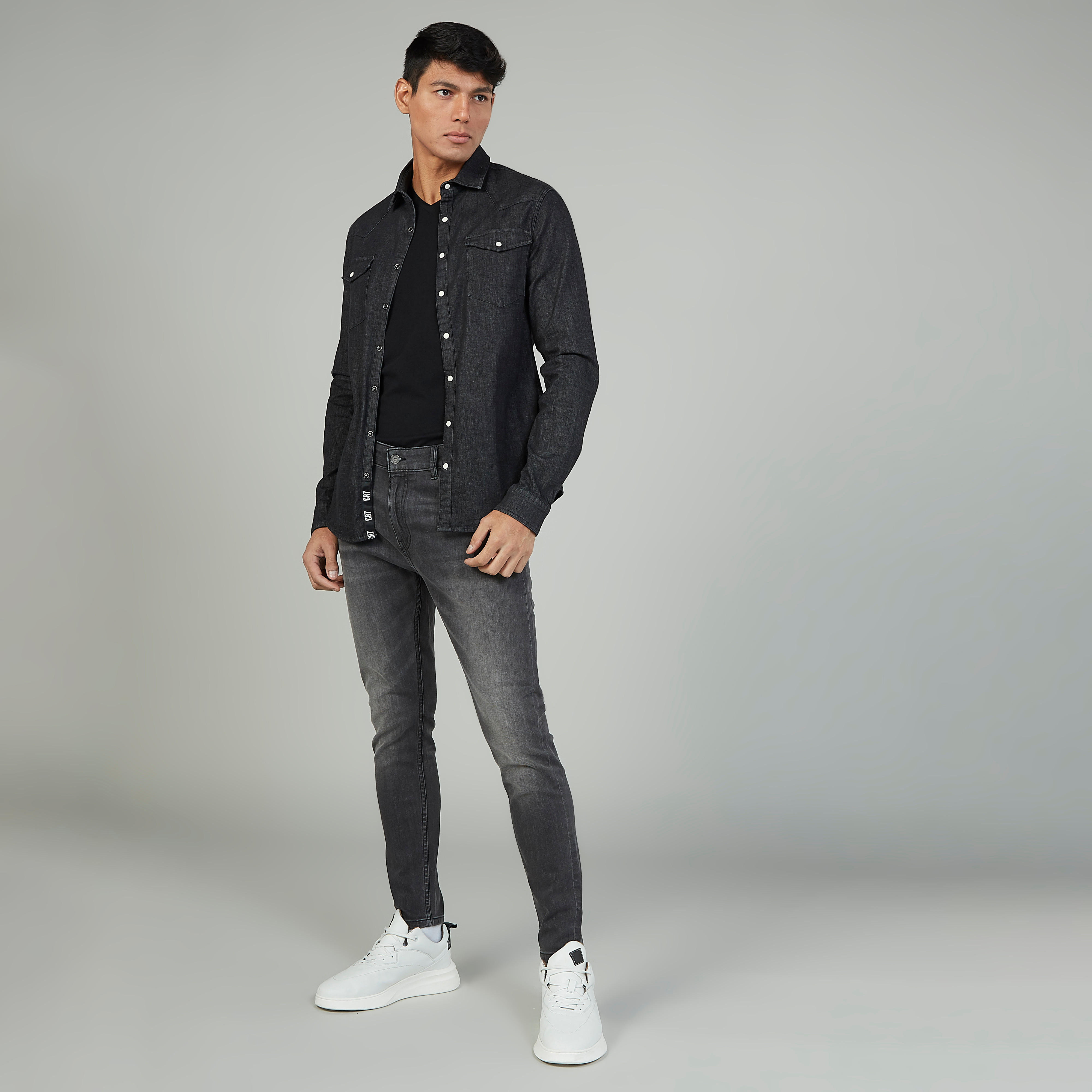 بنطلون جينز طويل بارز الملمس بجيوب وحلقات للحزام-men-clothing-bottoms-jeans-image-2