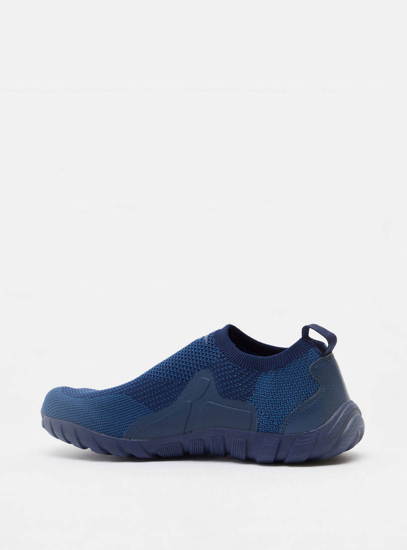Dash Textured Slip-On Walking Shoes with Cushioning-sports-men-shoes-image-3