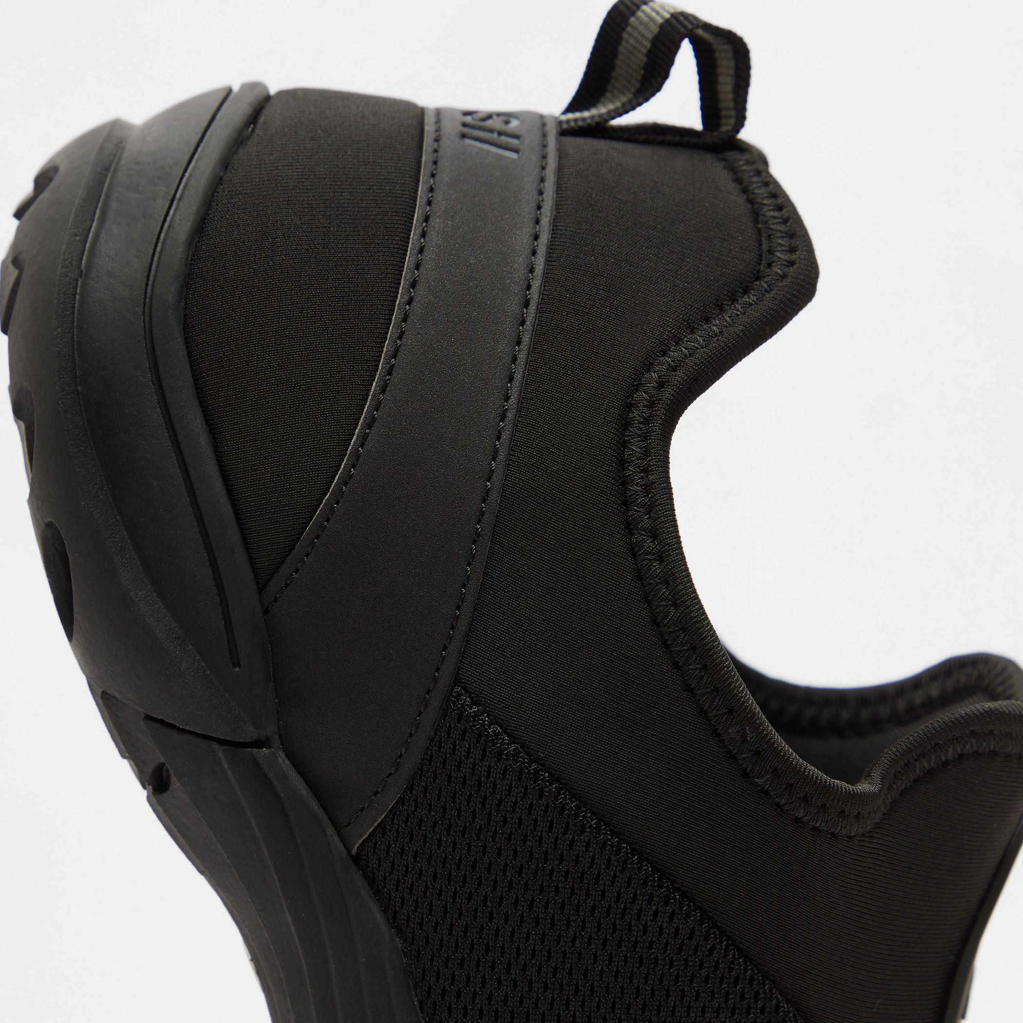 Dash Textured Slip-On Lightweight Walking Shoes-sports-men-shoes-image-4
