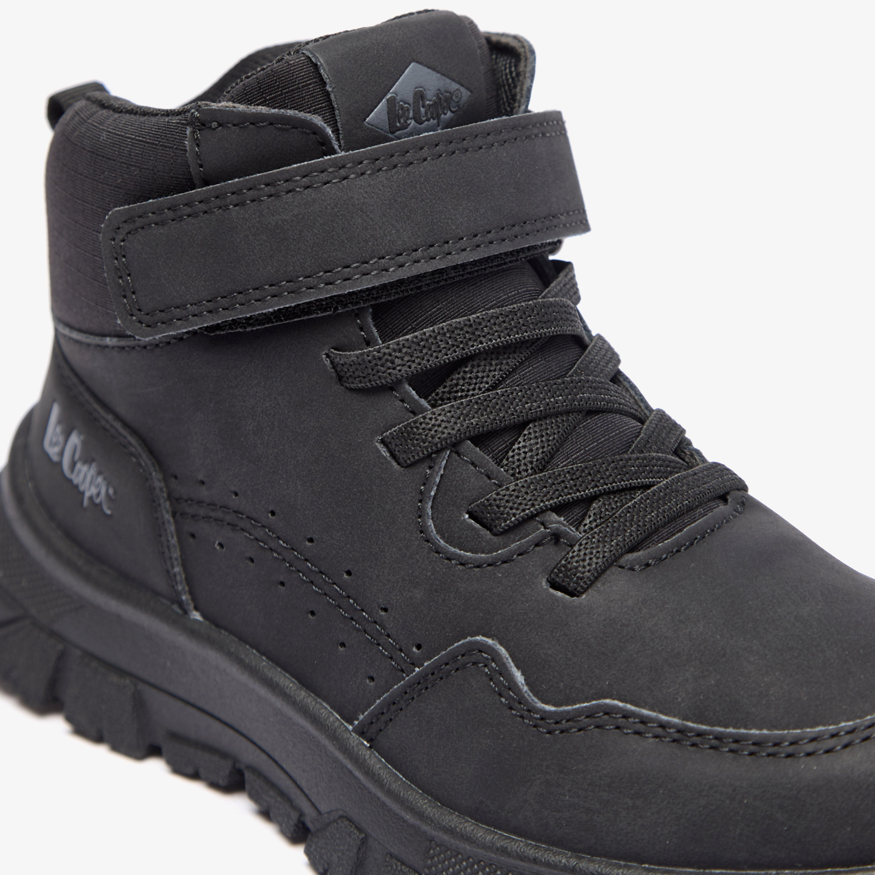 بوت بِألواح وشريط إغلاق لاصق للأولاد من لي كوبر-boys-shoes-boots-image-10