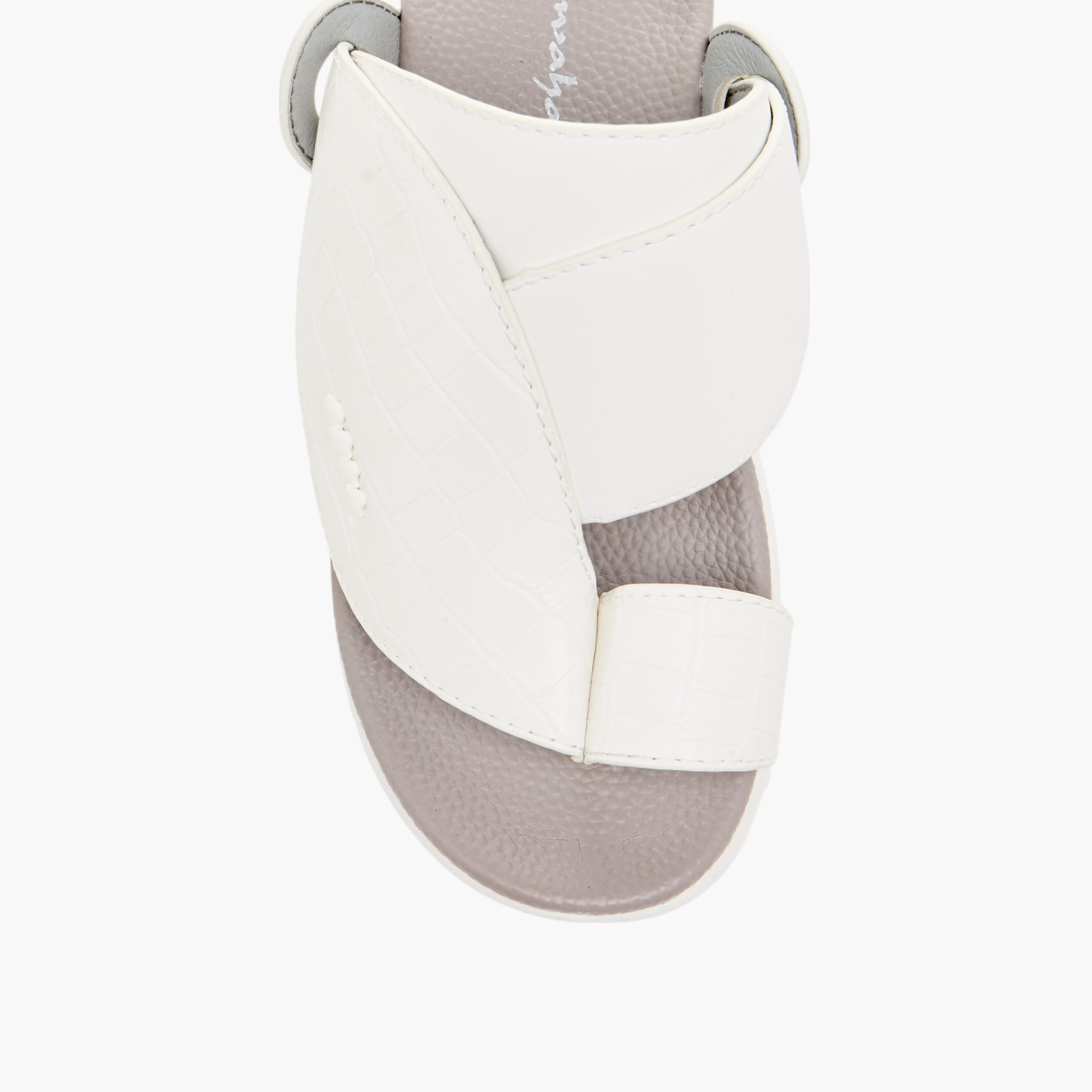 Al Waha Textured Slip-On Arabic Sandals with Toe Loop Detail-boys-shoes-sandals-image-3
