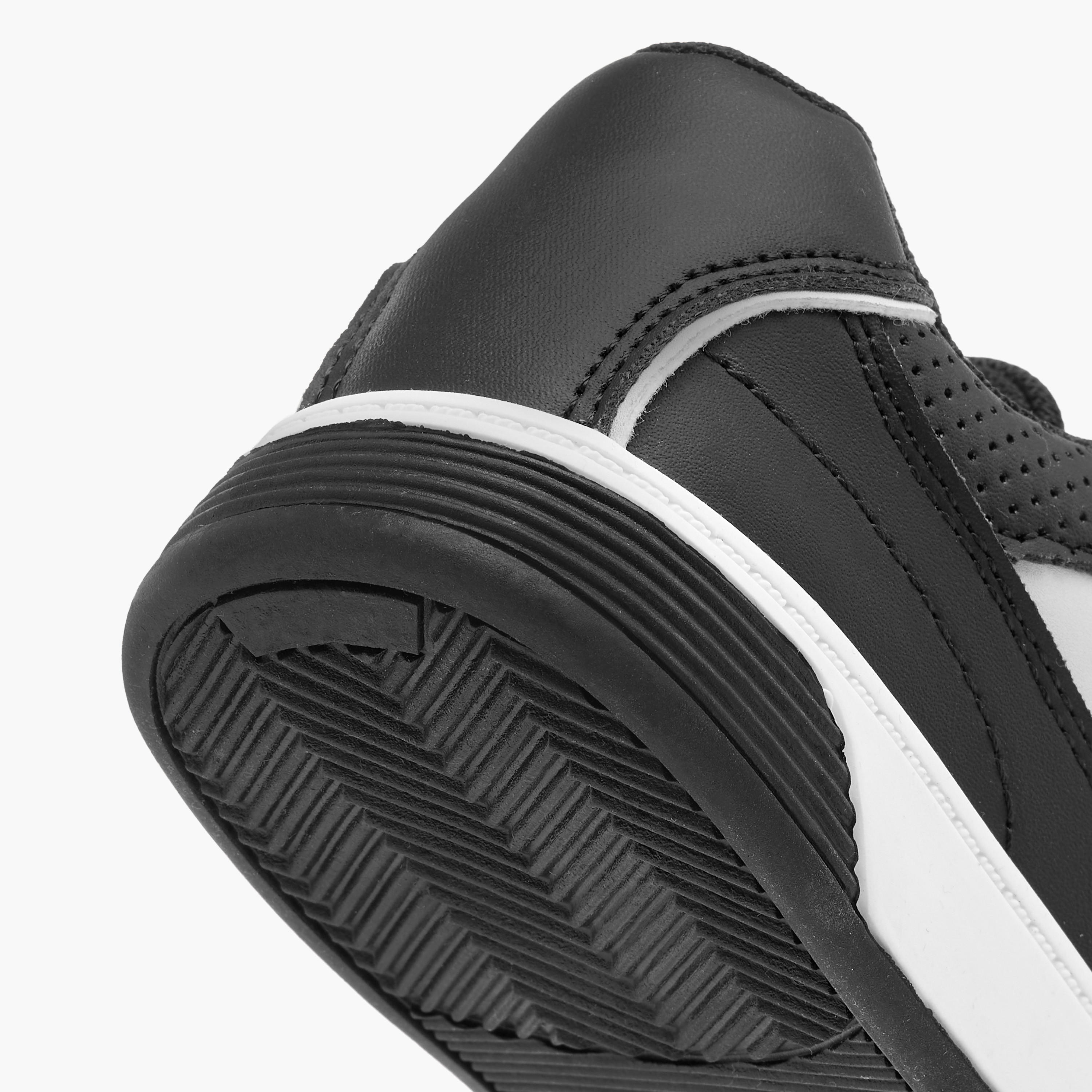 حذاء سنيكرز بشريط إغلاق وألواح من جونيورز-boys-shoes-sneakers-image-5