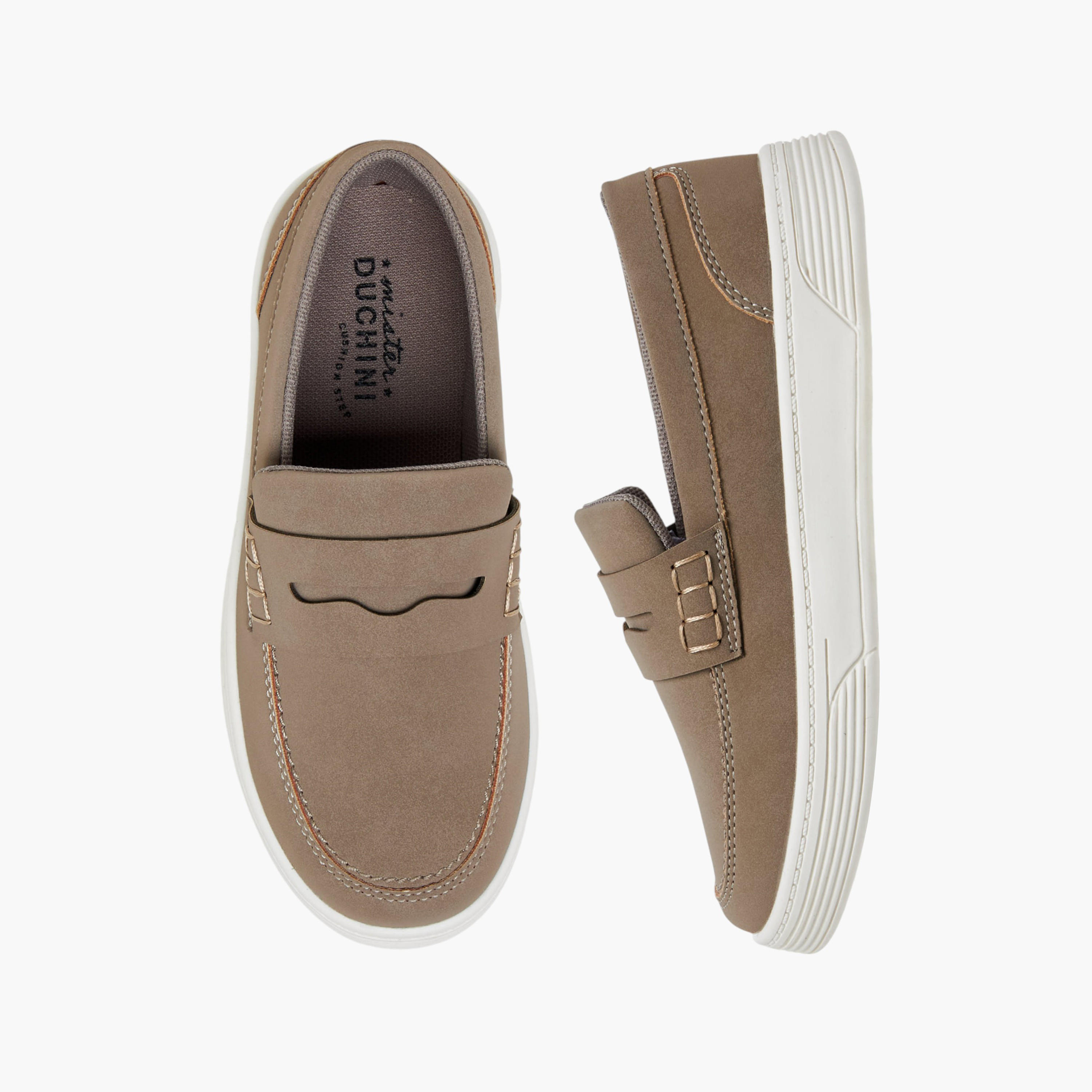 Mister Duchini Solid Slip-On Loafers with Cutout Detail-boys-shoes-loafers-image-1