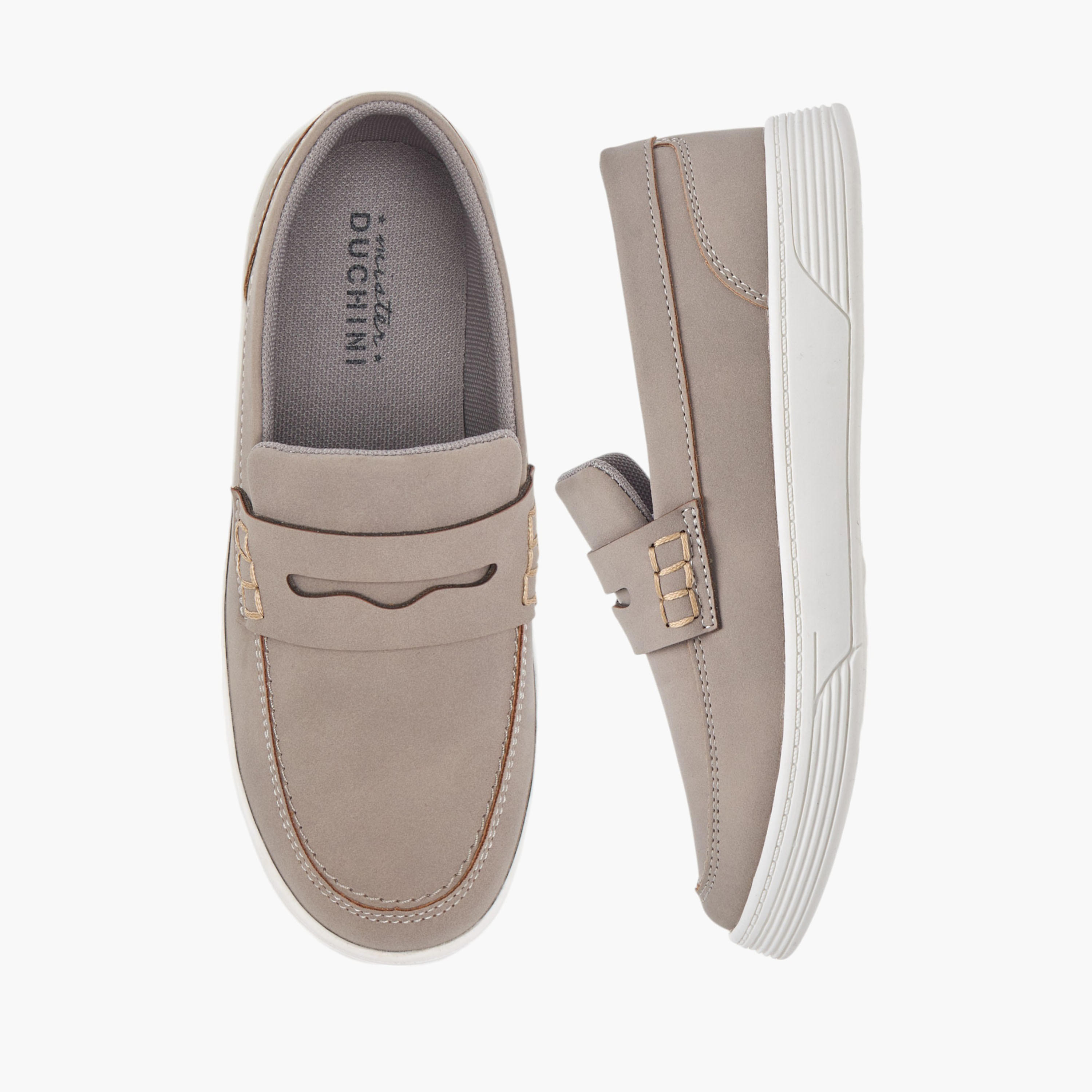 Mister Duchini Solid Slip-On Loafers with Cutout Detail-boys-shoes-loafers-image-1
