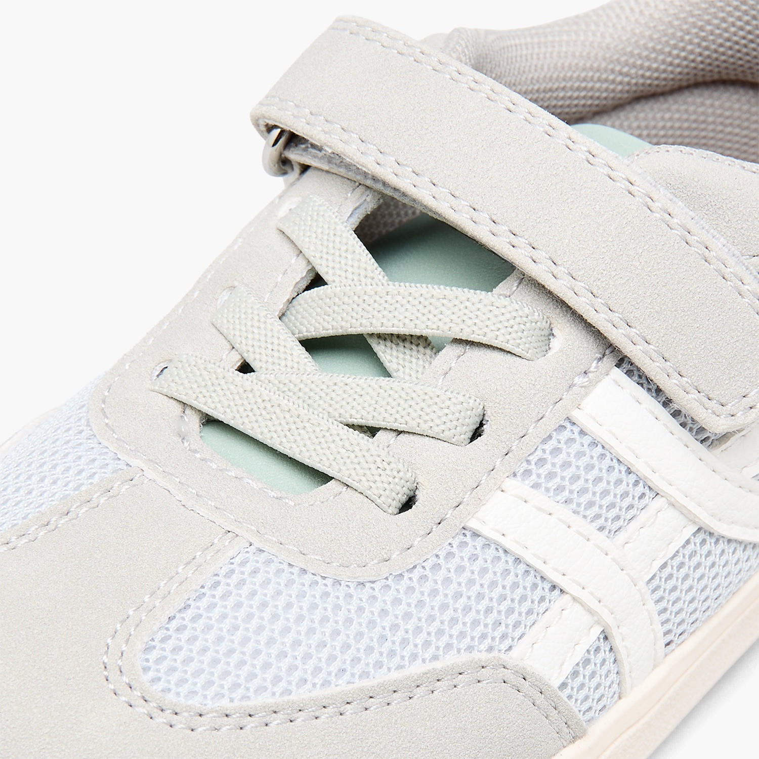حذاء سنيكرز بشريط إغلاق لاصق للأولاد من جونيورز-boys-shoes-sneakers-image-7