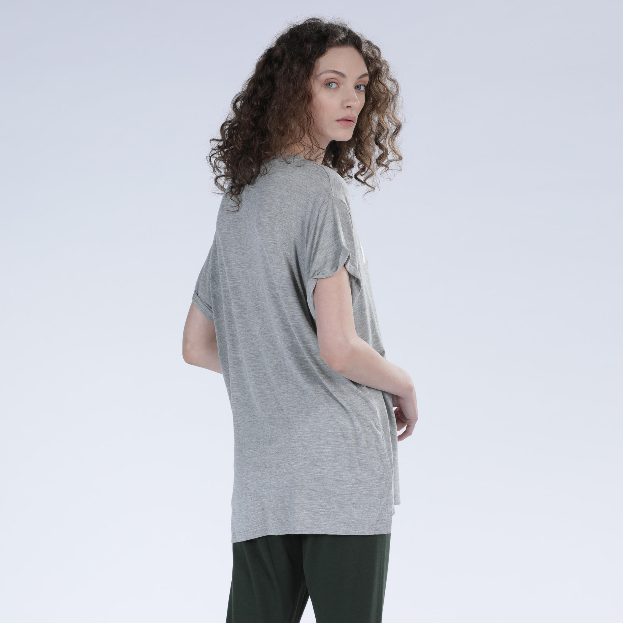 تيشيرت بياقة مستديرة وأكمام قصيرة مع طبعات من آيكونيك-women-clothing-tshirts-image-4