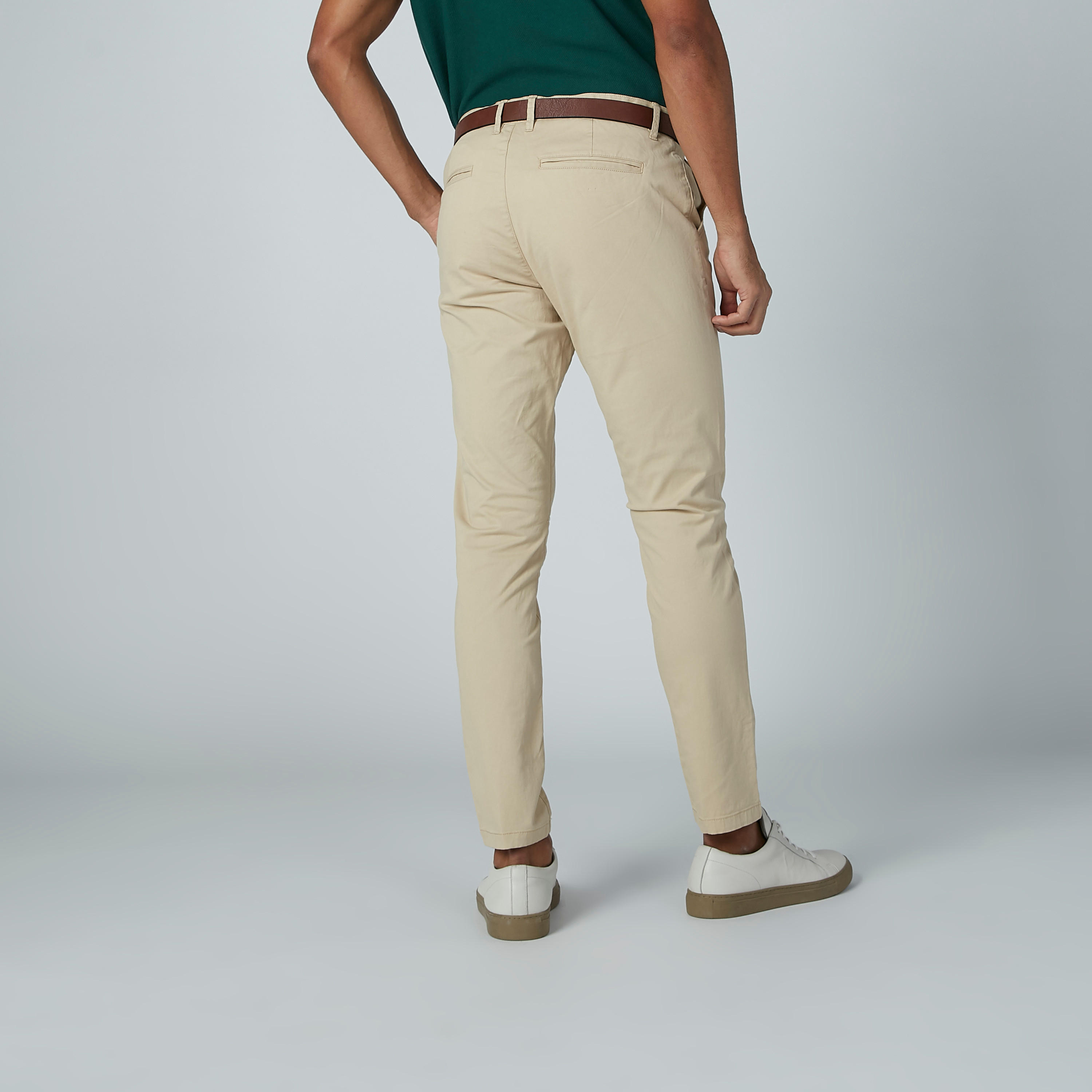 بنطال شينو بجيوب وعروات حزام من آيكونيك-men-clothing-bottoms-trousersandchinos-trousers-image-3