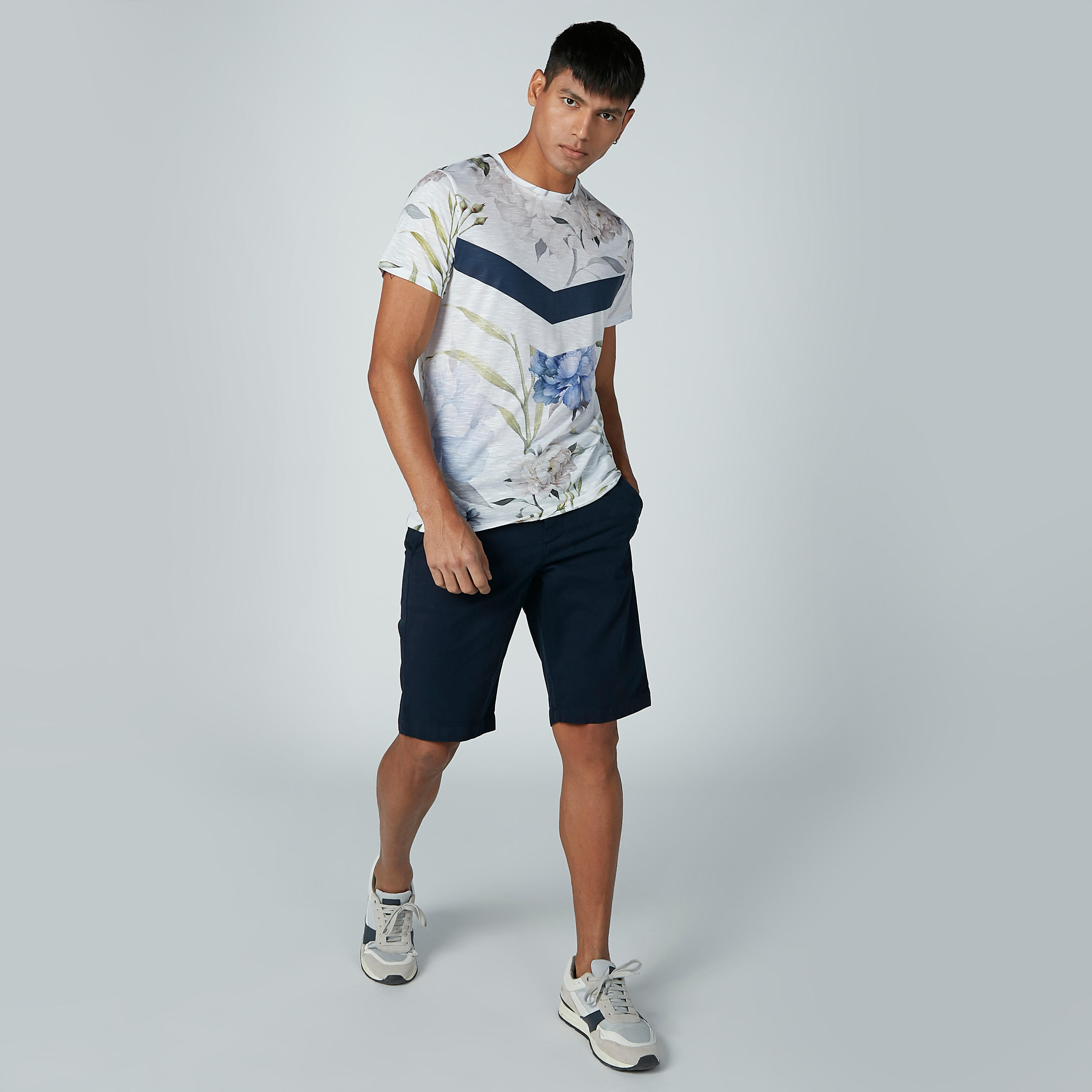 Iconic Floral Printed T-shirt with Round Neck and Short Sleeves-men-clothing-tshirtsandpolos-tshirts-image-3