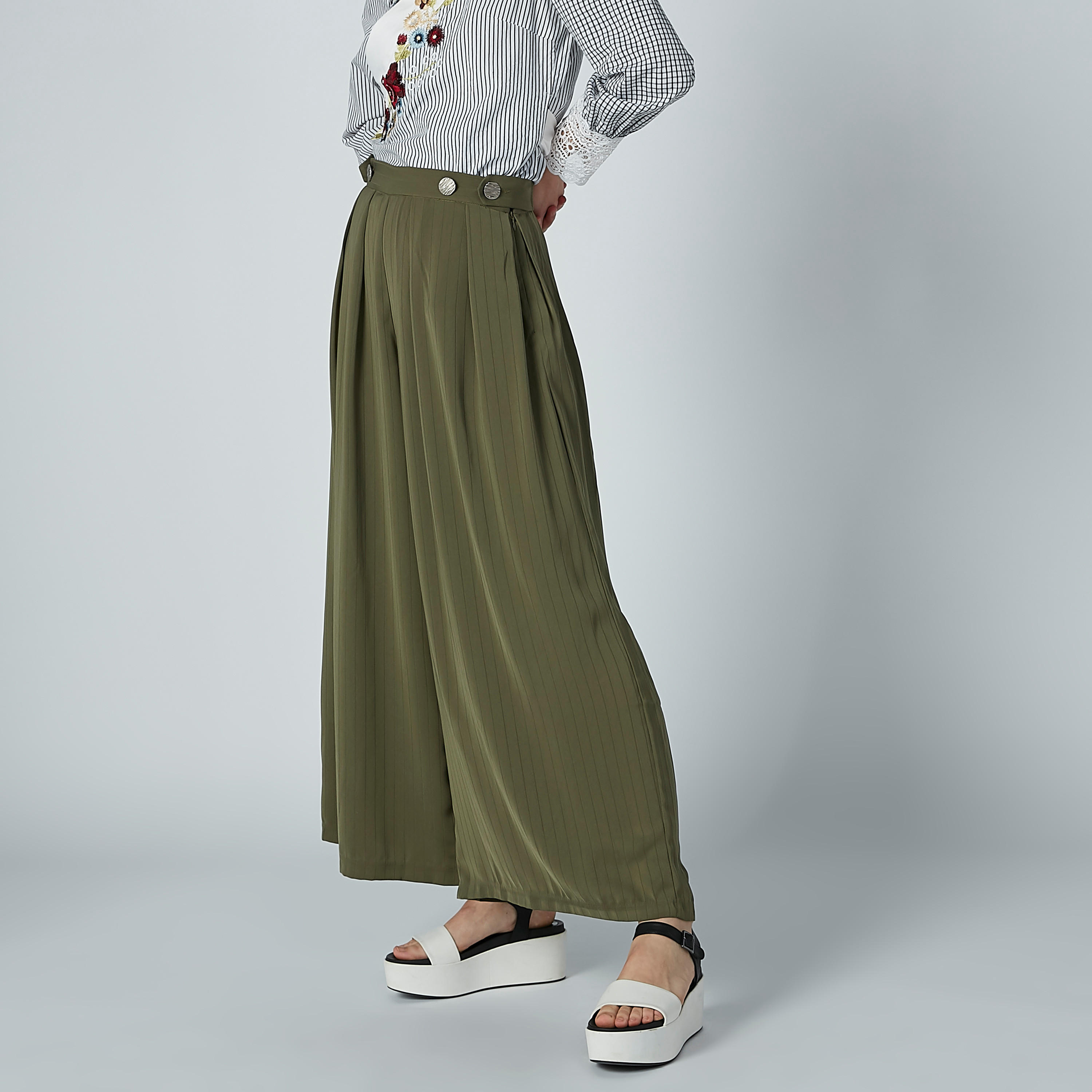 Iconic Plain Palazzo Pants in Wide Fit-women-clothing-bottoms-trousers-image-4