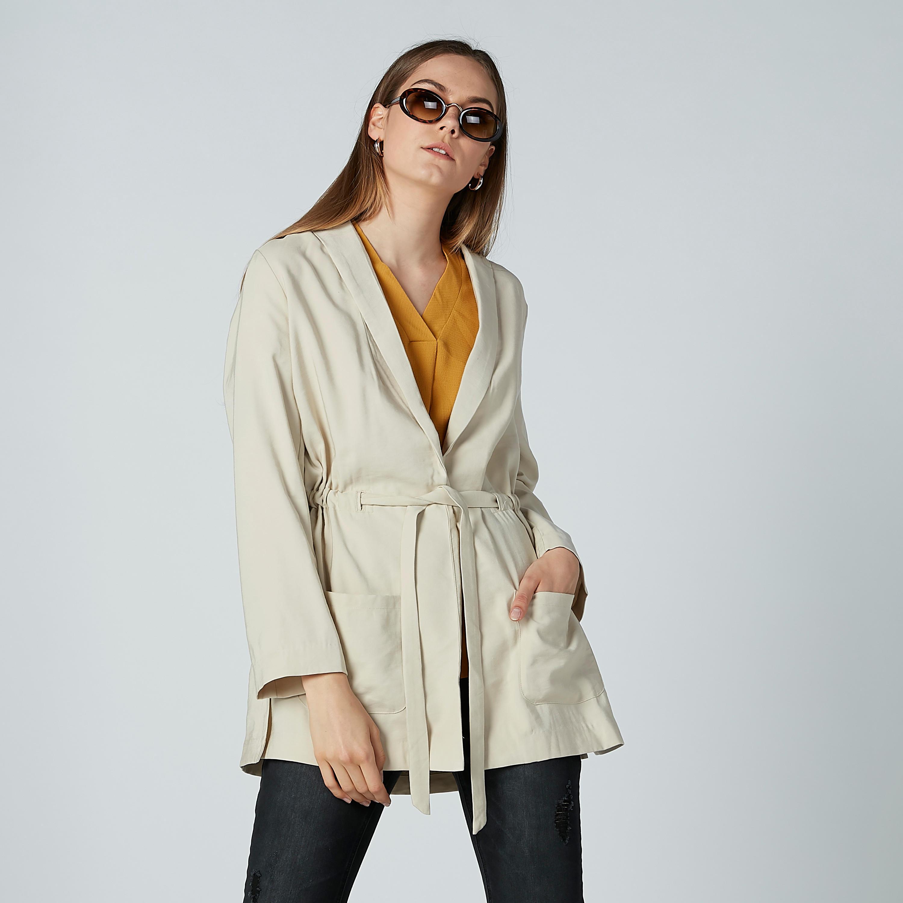 معطف بجيوب ورباط من آيكونيك-women-clothing-coatsandjackets-coats-image-1