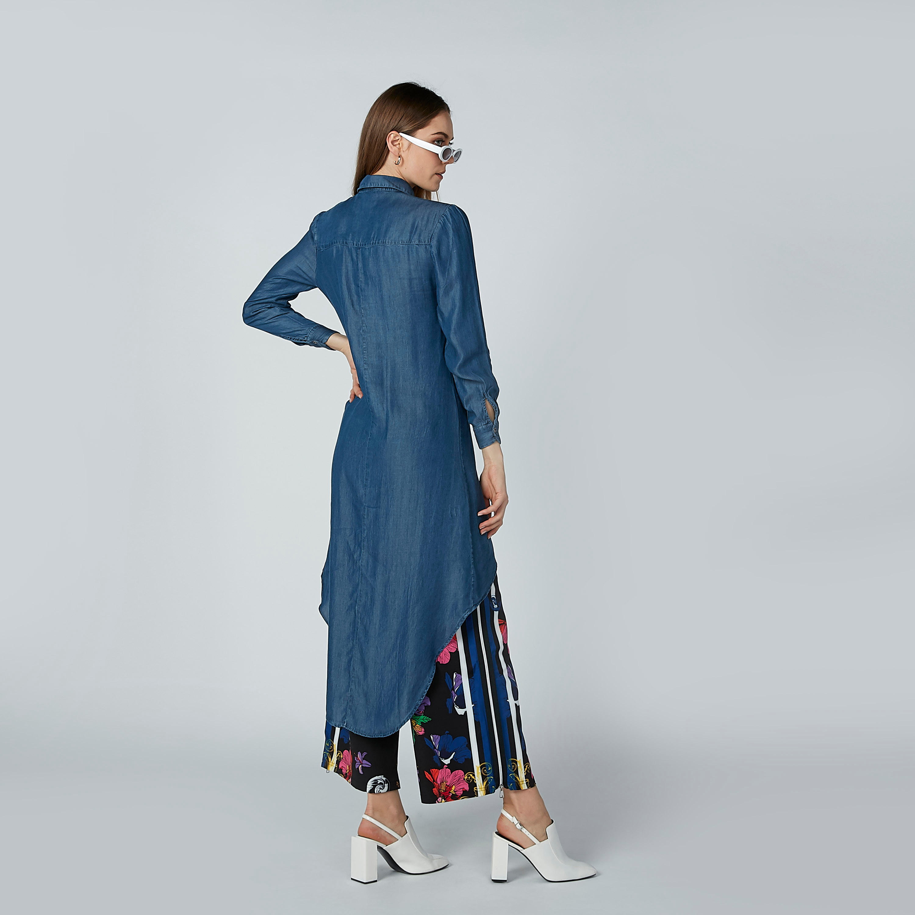 قميص طويل سادة بأكمام طويلة وحوّاف غير مستوية من آيكونيك-women-clothing-shirtsandblouses-blouses-image-3