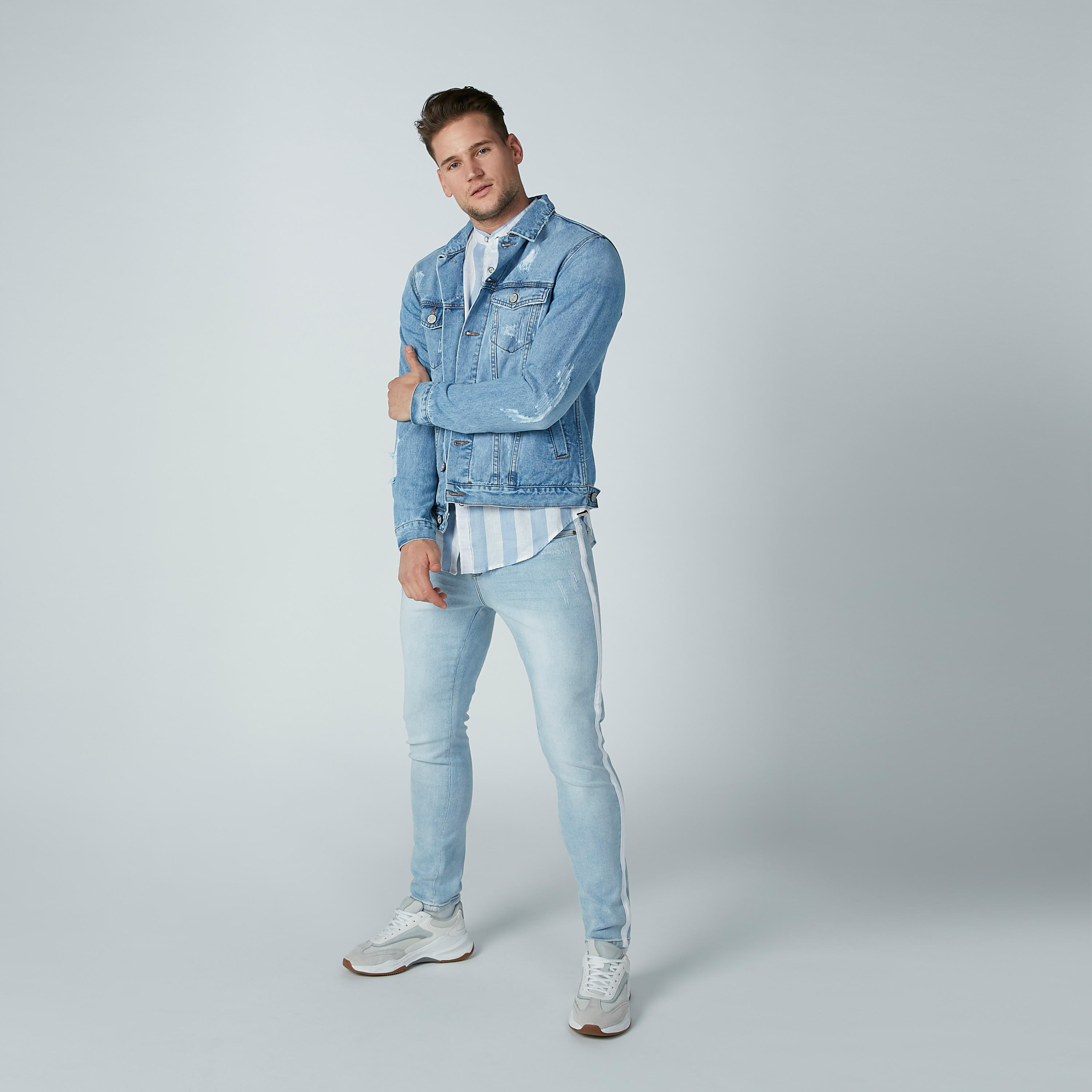 قميص مقلّم بياقة ماندارين وأكمام طويلة-men-clothing-shirts-image-3