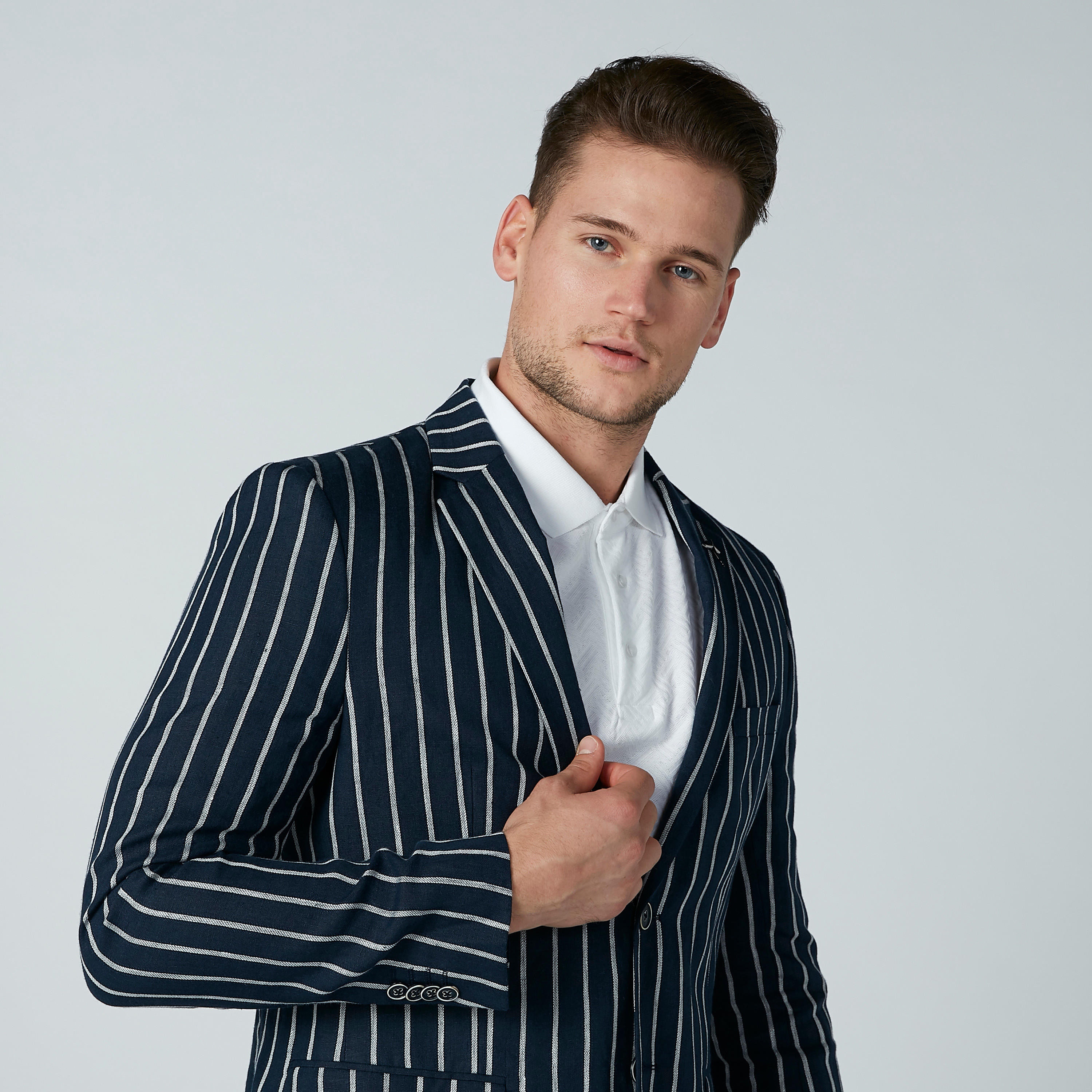 بليزر مقلّم بأكمام طويلة من آيكونيك-men-winterwear-jacketsandblazers-image-3