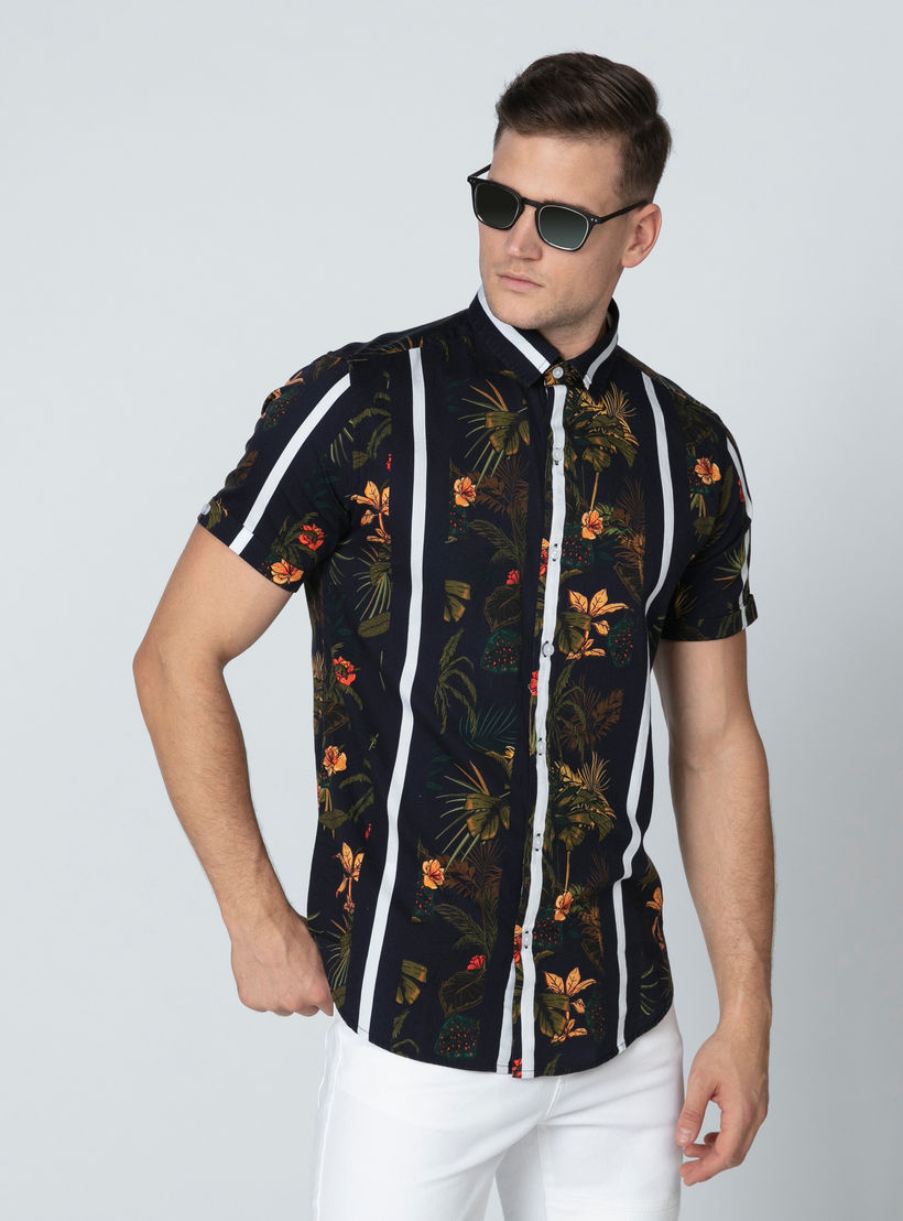 قميص بأكمام قصيرة وأزرار وطبعات زهرية من آيكونيك-men-clothing-shirts-image-1